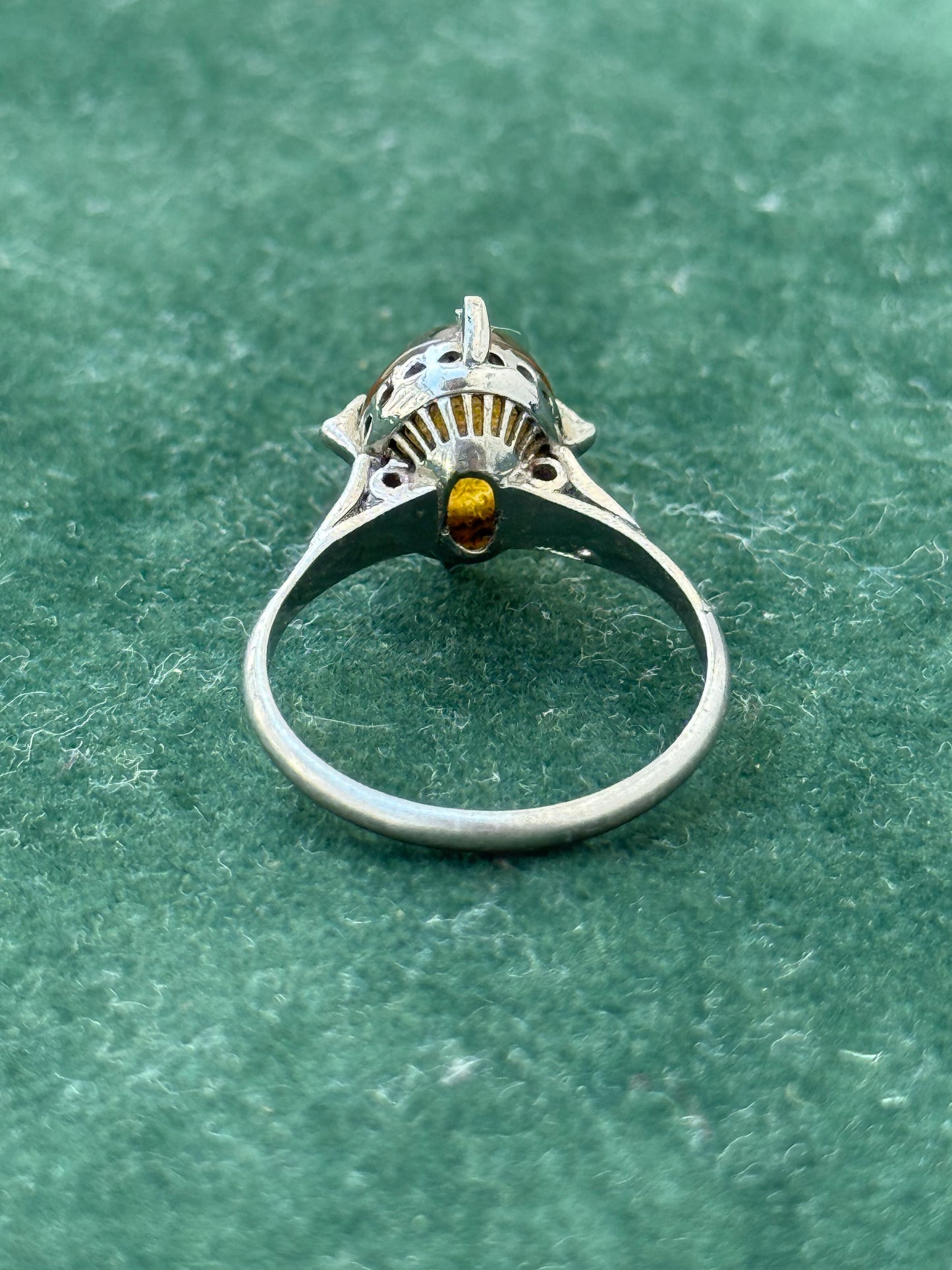 Vintage Sterling Silver Ring with Yellow Cabochon Stone Classic Solitaire Design
