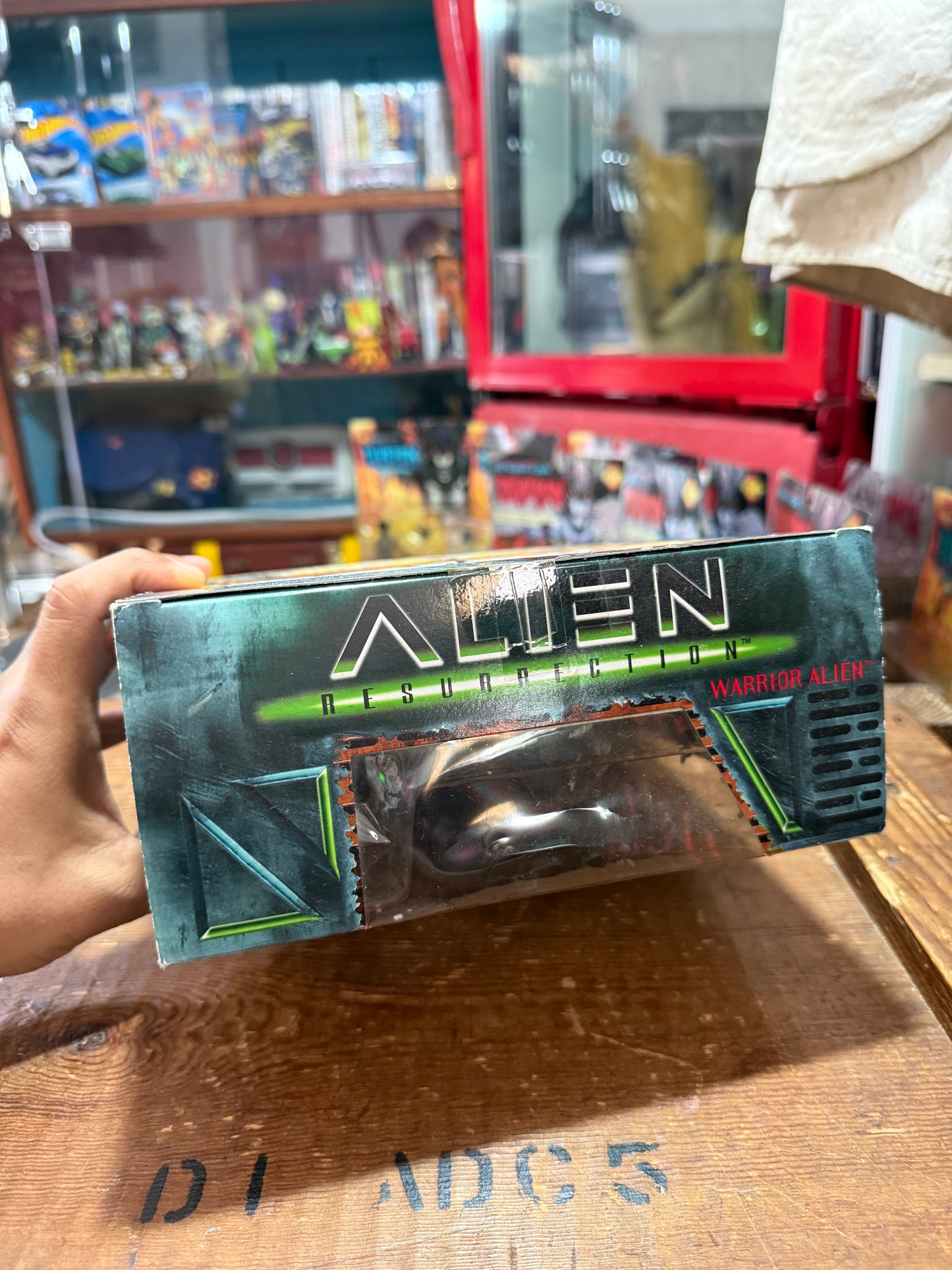 Alien Resurrection Warrior Alien Figure Hasbro Signature Series Kenner 1997 Movie Edition