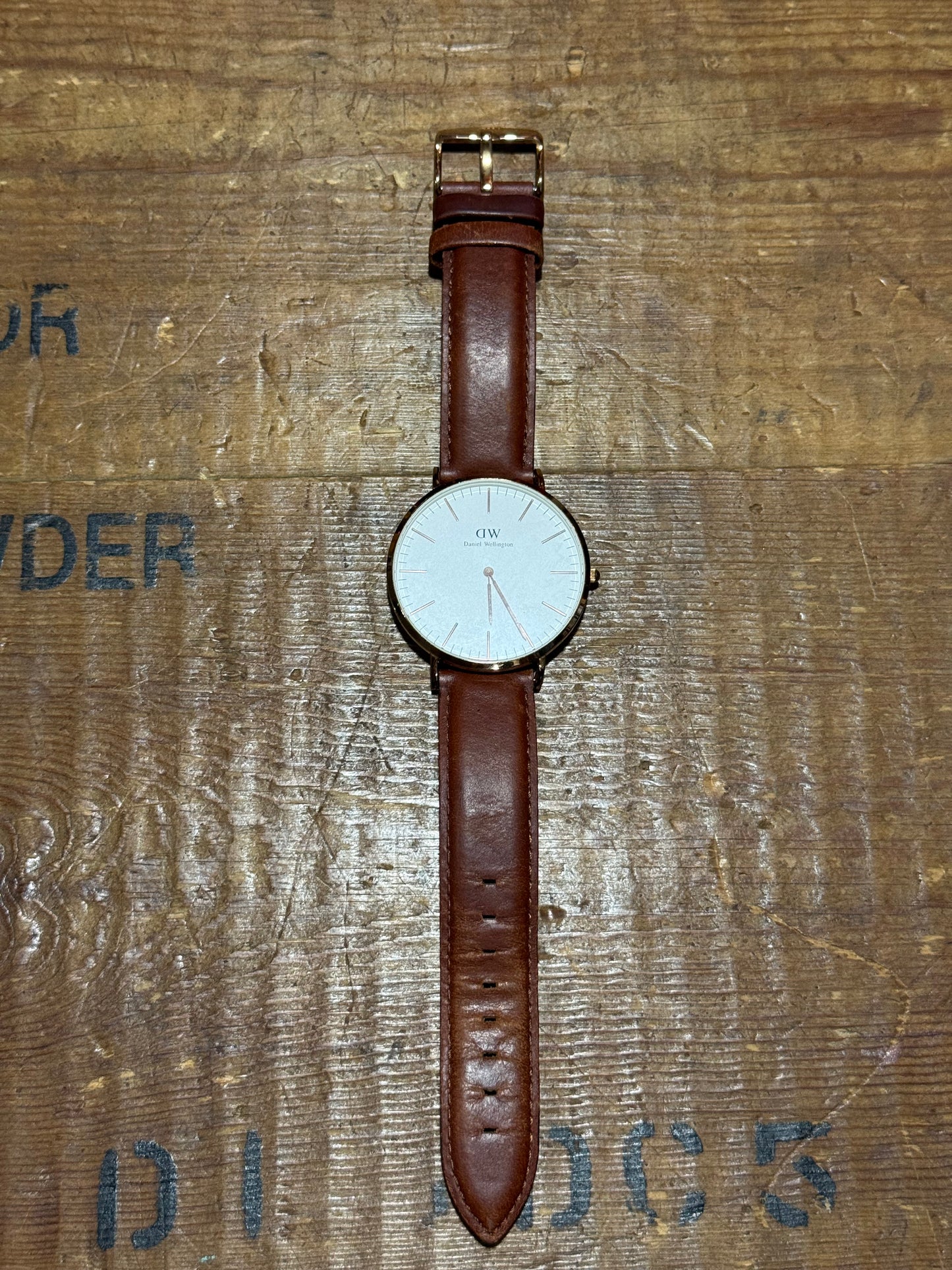 Daniel Wellington Junk Not Working For Parts