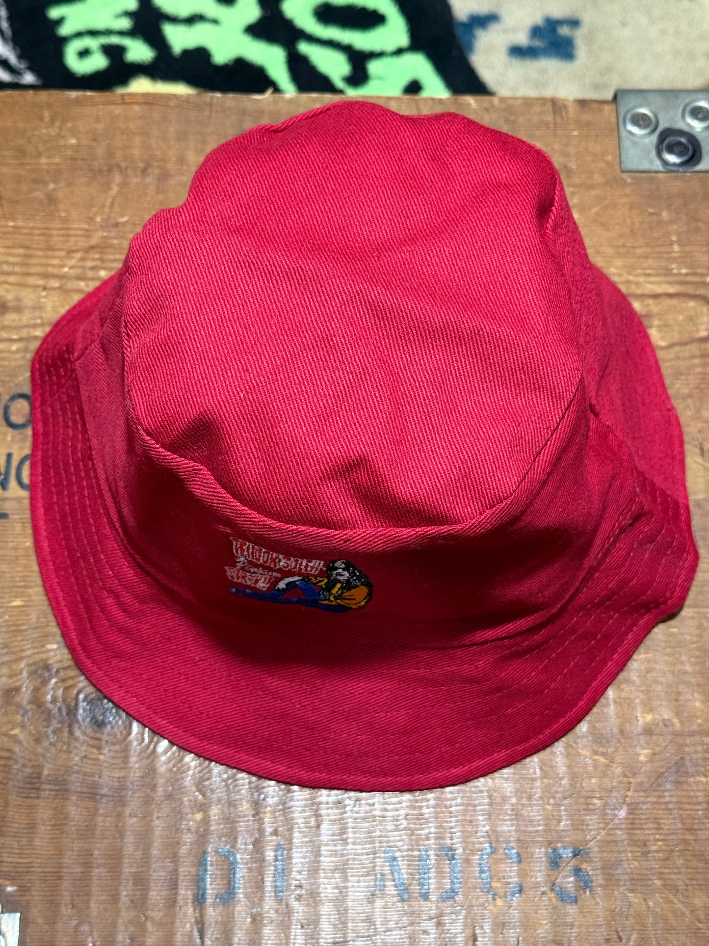 Vintage Cartoonist Gayour Bersama Selamanya Bucket Hat