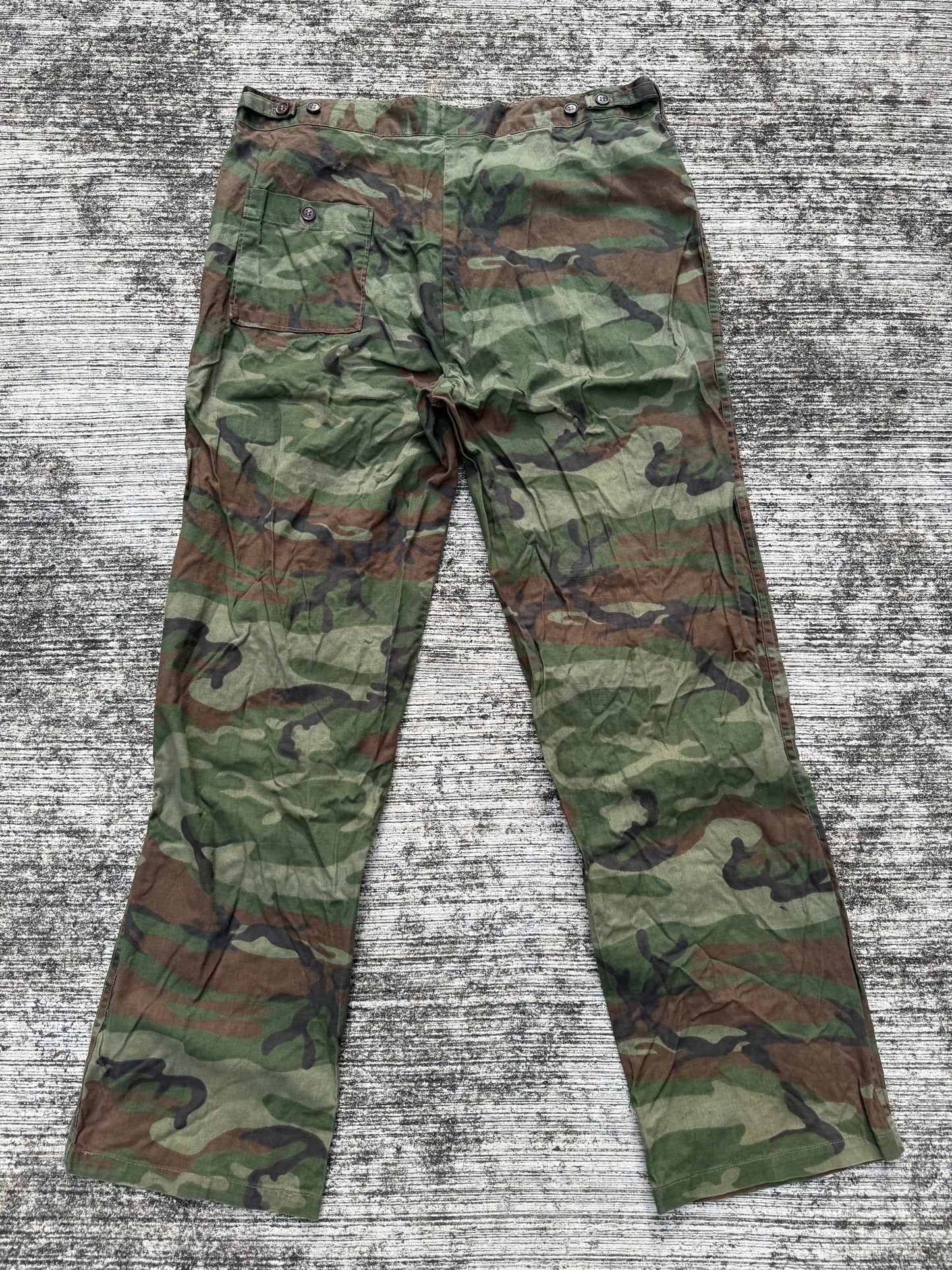Vintage 80s–90s US Woodland Camouflage Utility Pants Military BDU Style