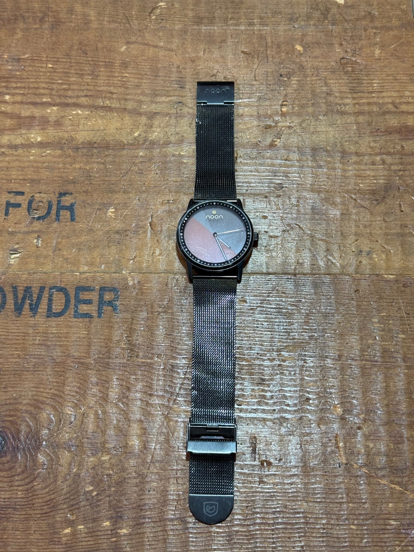 Noon Copenhagen Minimalist Watch Black Mesh Strap Two Tone Dial