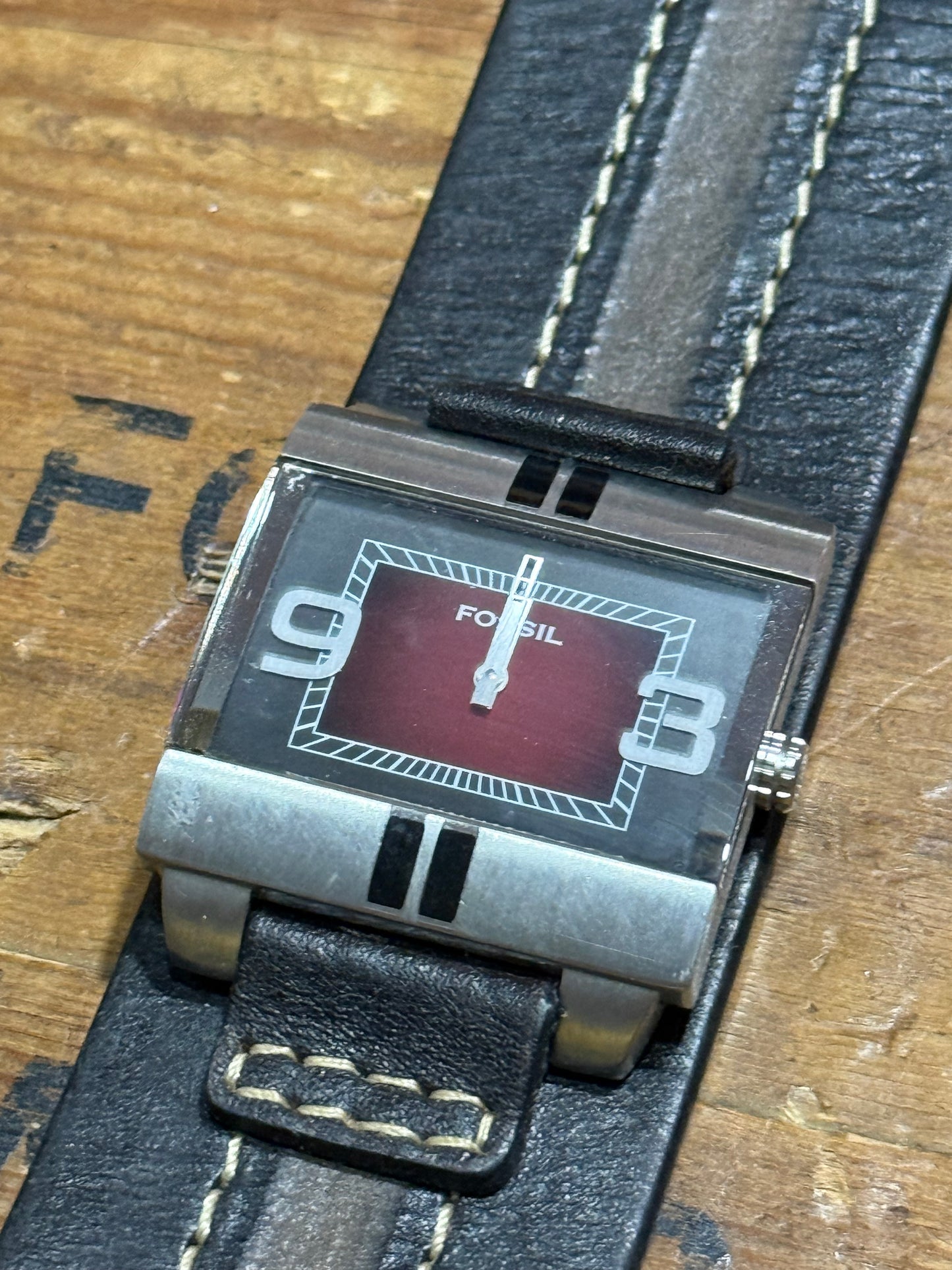 Fossil Leather Band Watch Junk Not Woking For Parts