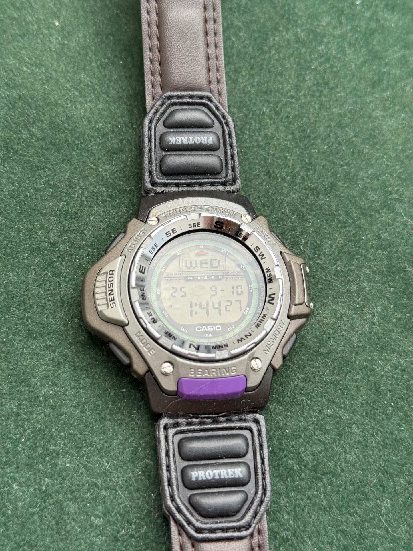 Vintage Casio Pro Trek PRT-410 Triple Sensor Watch Japan