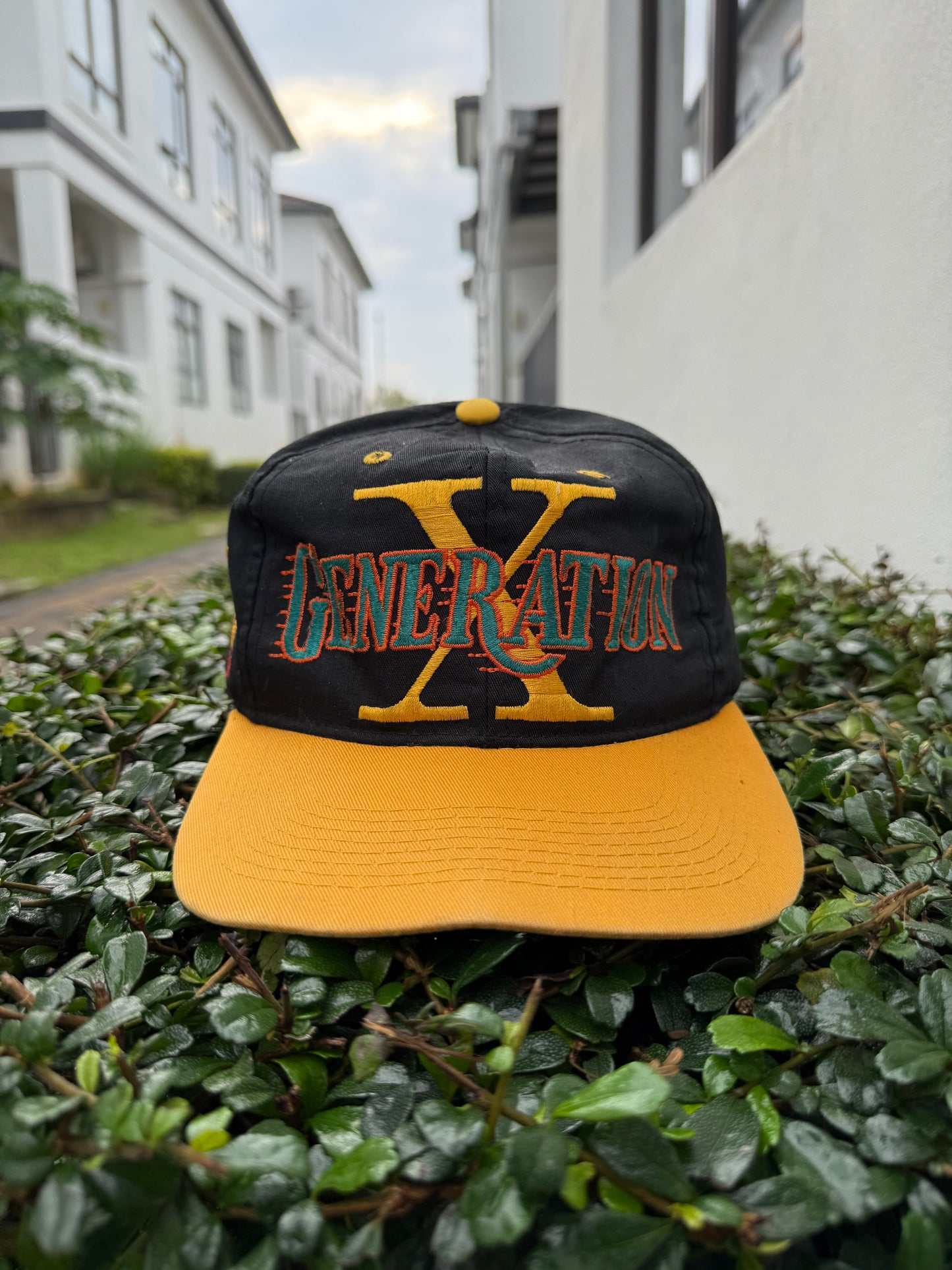 Vintage Generation X Snapback Cap Black Yellow Two-Tone 90s Style