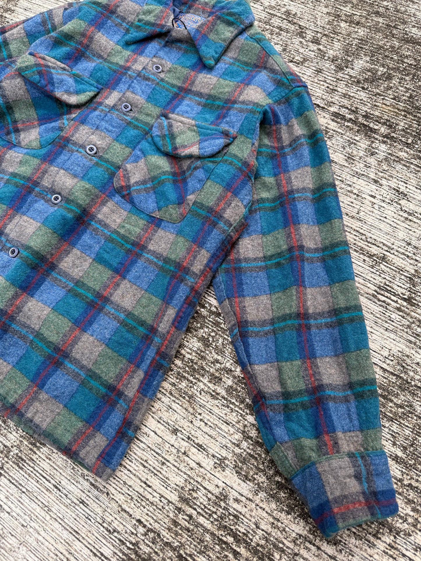 Vintage 1950s-60s Pendleton Wool Shirt Blue Green Plaid Loop Collar USA Made