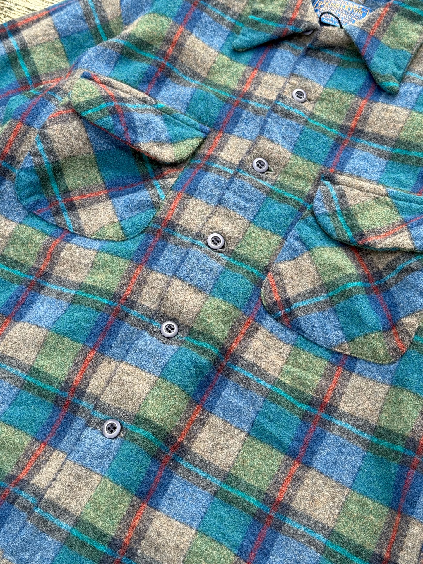 Vintage 1950s-60s Pendleton Wool Shirt Blue Green Plaid Loop Collar USA Made
