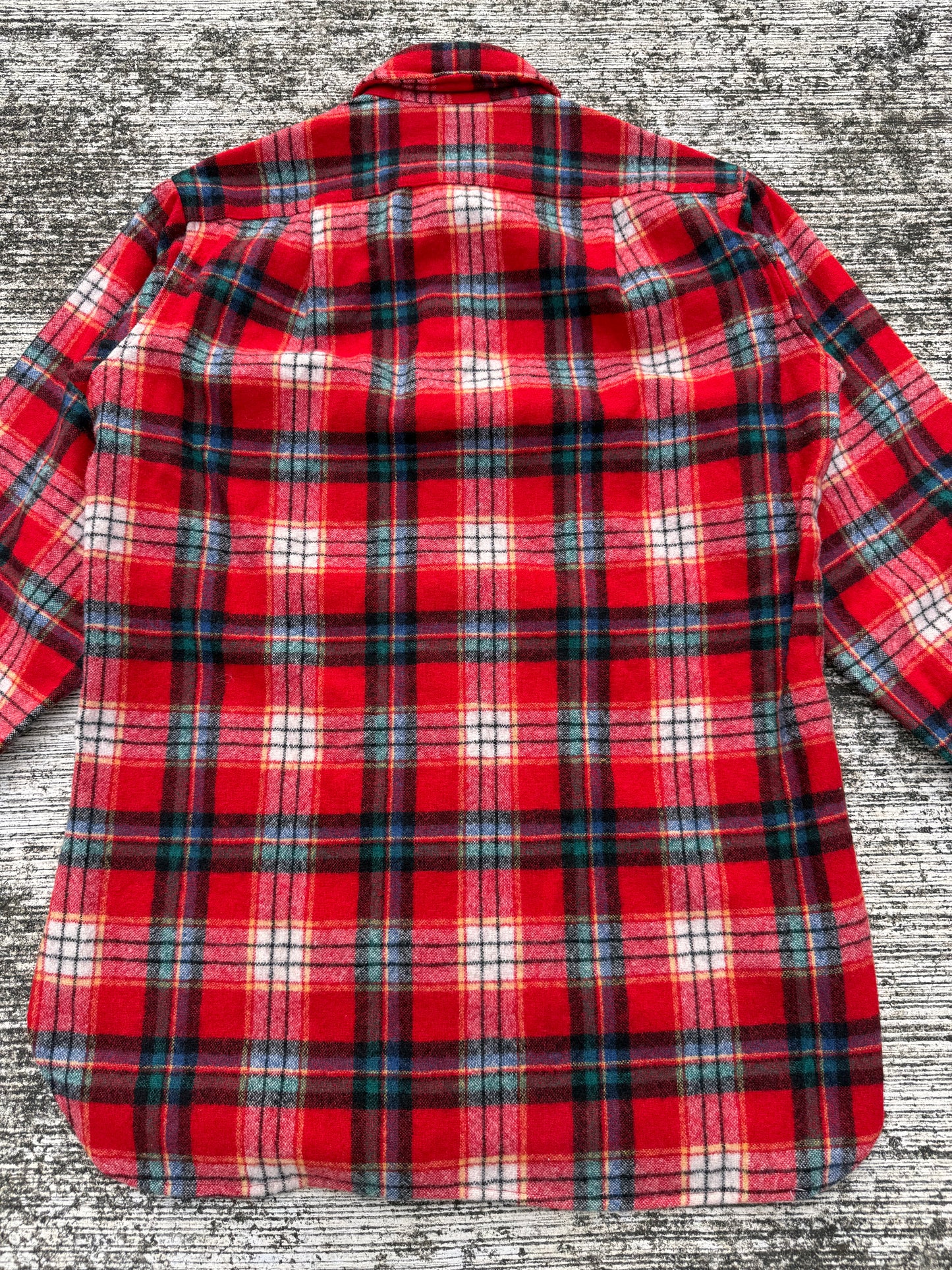 Vintage Pendleton OutdoorsMan Wool Shirt Red Tartan Plaid USA Made