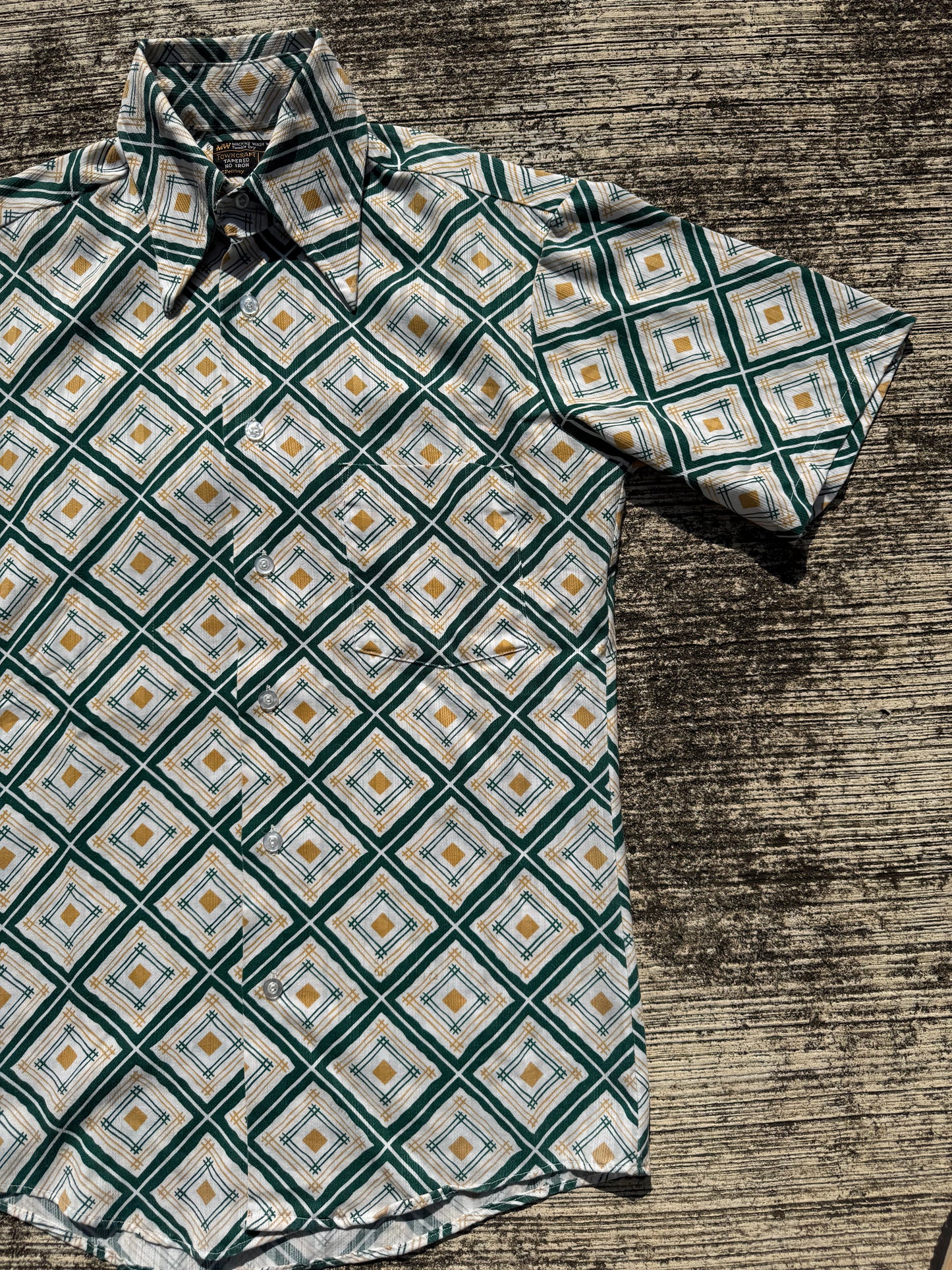 Vintage Towncraft JCPenney Tapered Short Sleeve Shirt 1960s/70s Geometric Print