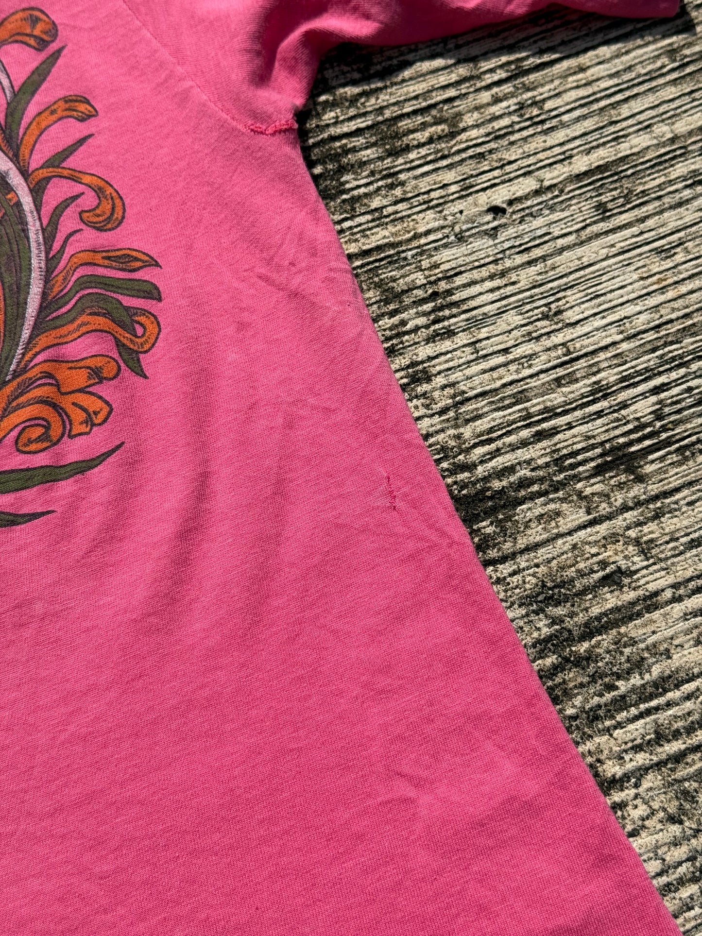 Vintage 70s–80s Designs Alive Surf Sunset Pocket Tee Pink Single Stitch USA