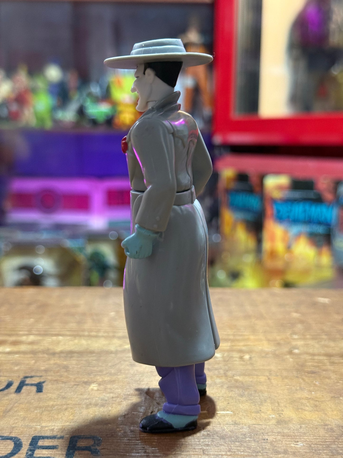 Vintage DC Comics The Joker Action Figure Kenner 1997 Batman Animated Series