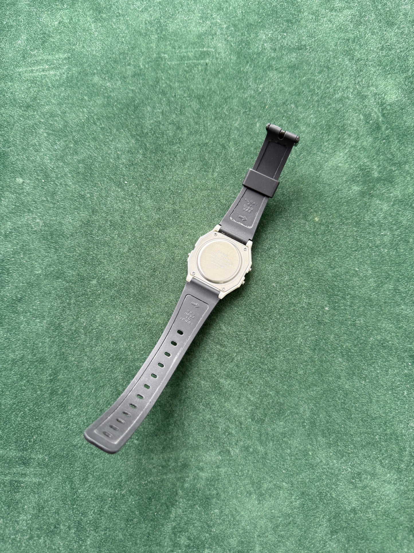 Casio F-91W Digital Wristwatch