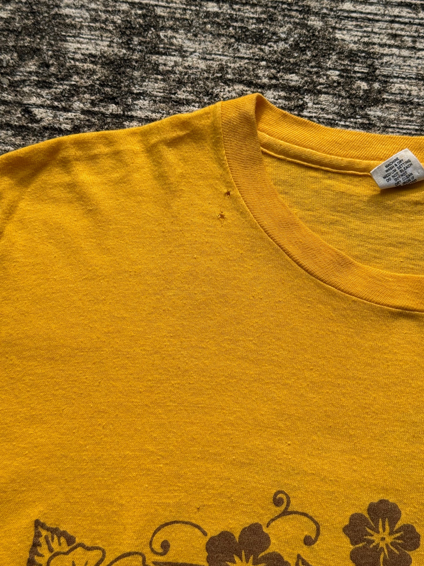 Vintage 70s Hanes Hawaii Hibiscus Tee Made in USA