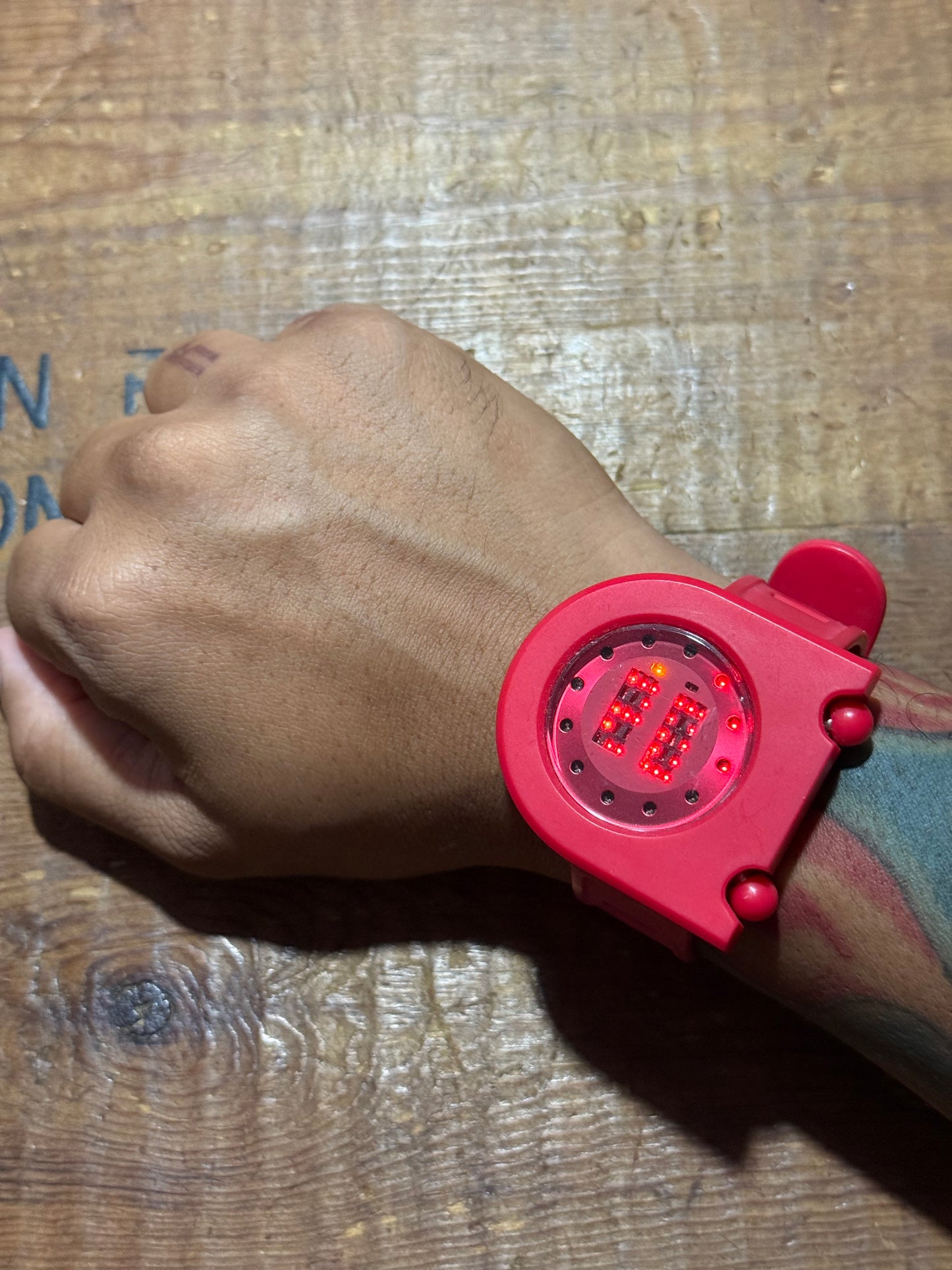 DEEP LED Digital Watch