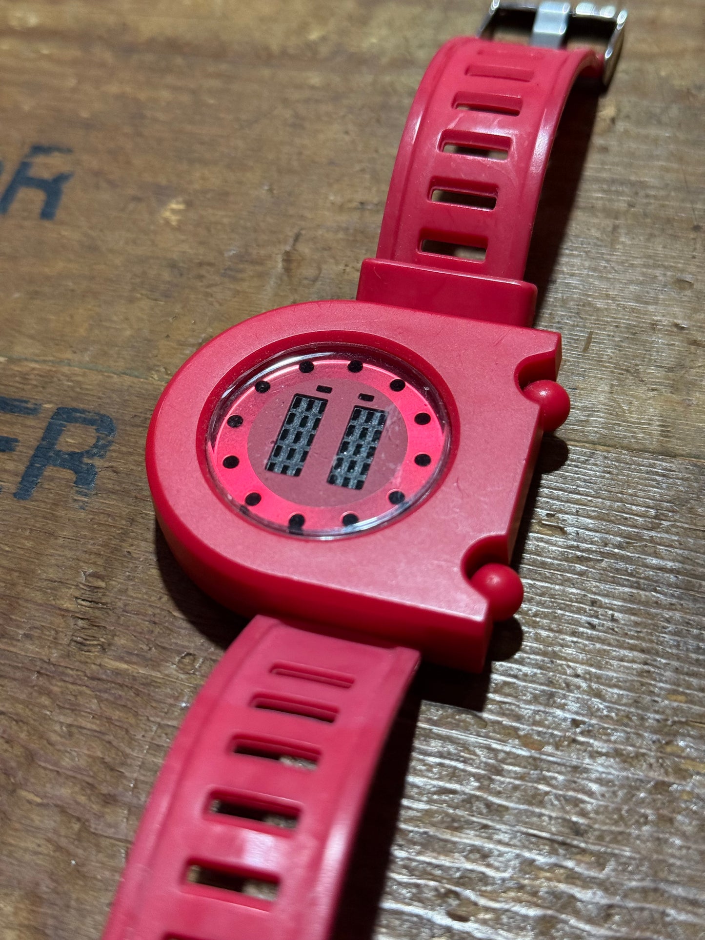 DEEP LED Digital Watch
