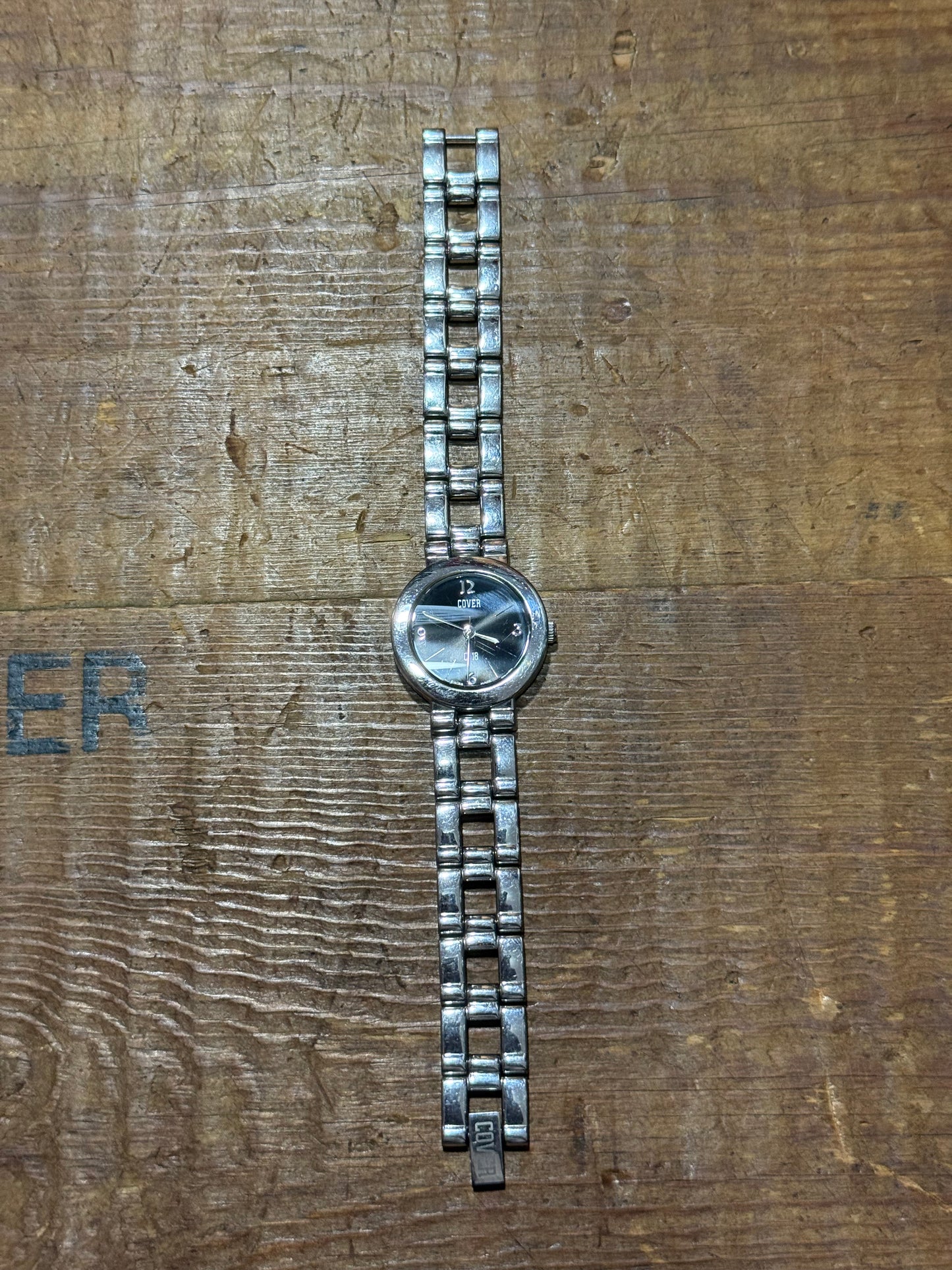 Vintage Cover World Co.18 Swiss Made Womens Watch