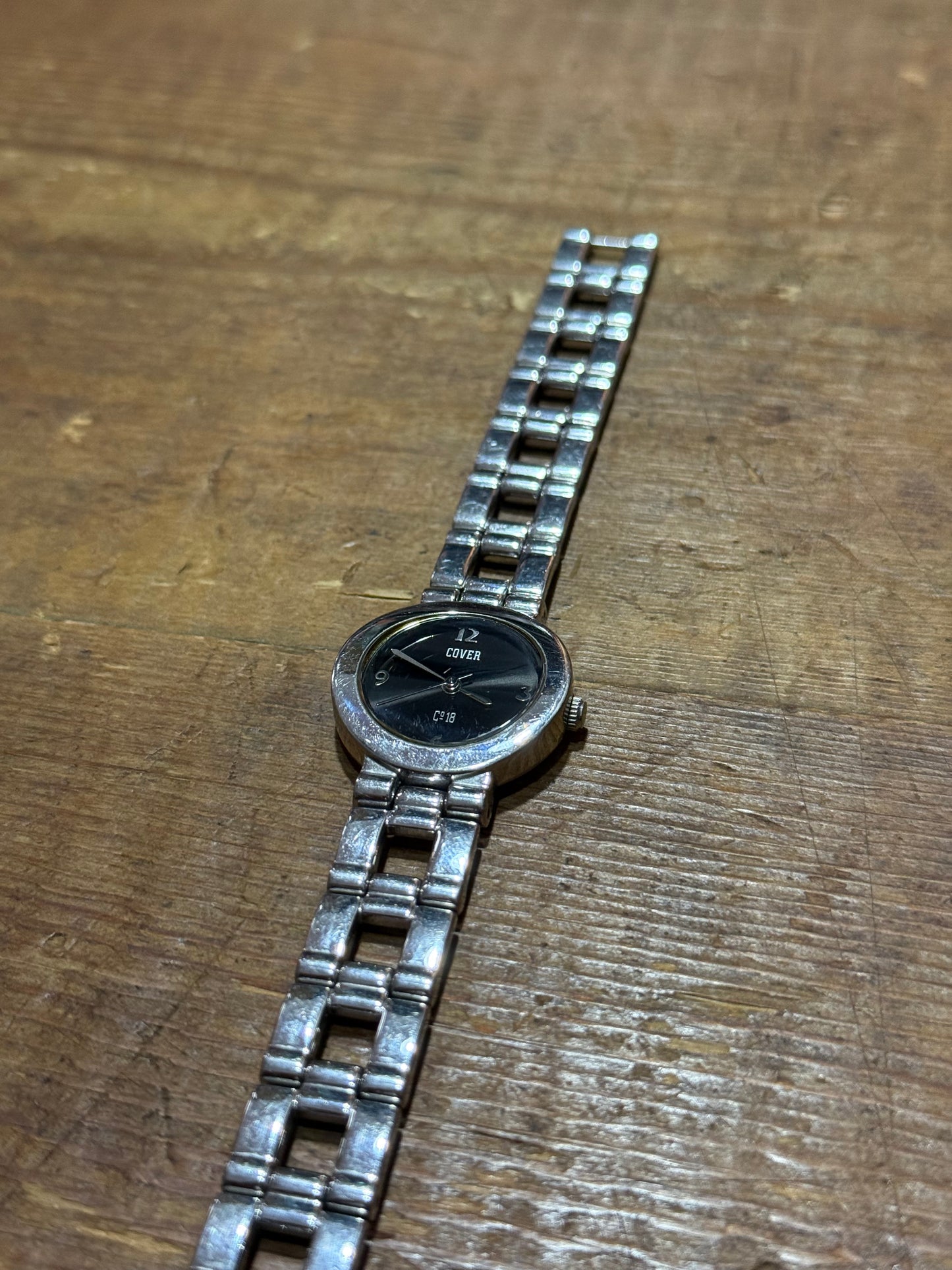 Vintage Cover World Co.18 Swiss Made Womens Watch