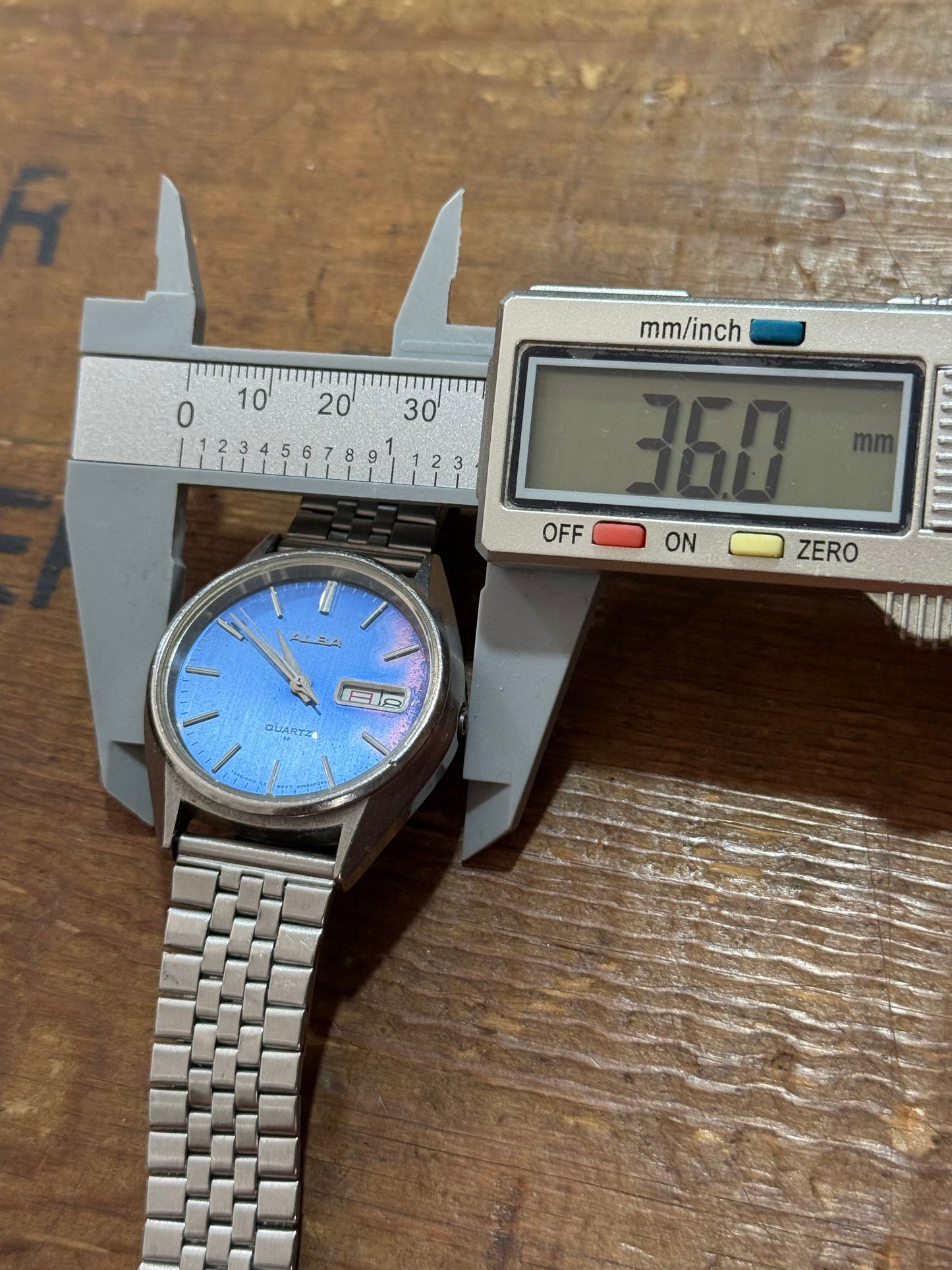Vintage Alba Day Date Watch Junk Not Working For Parts