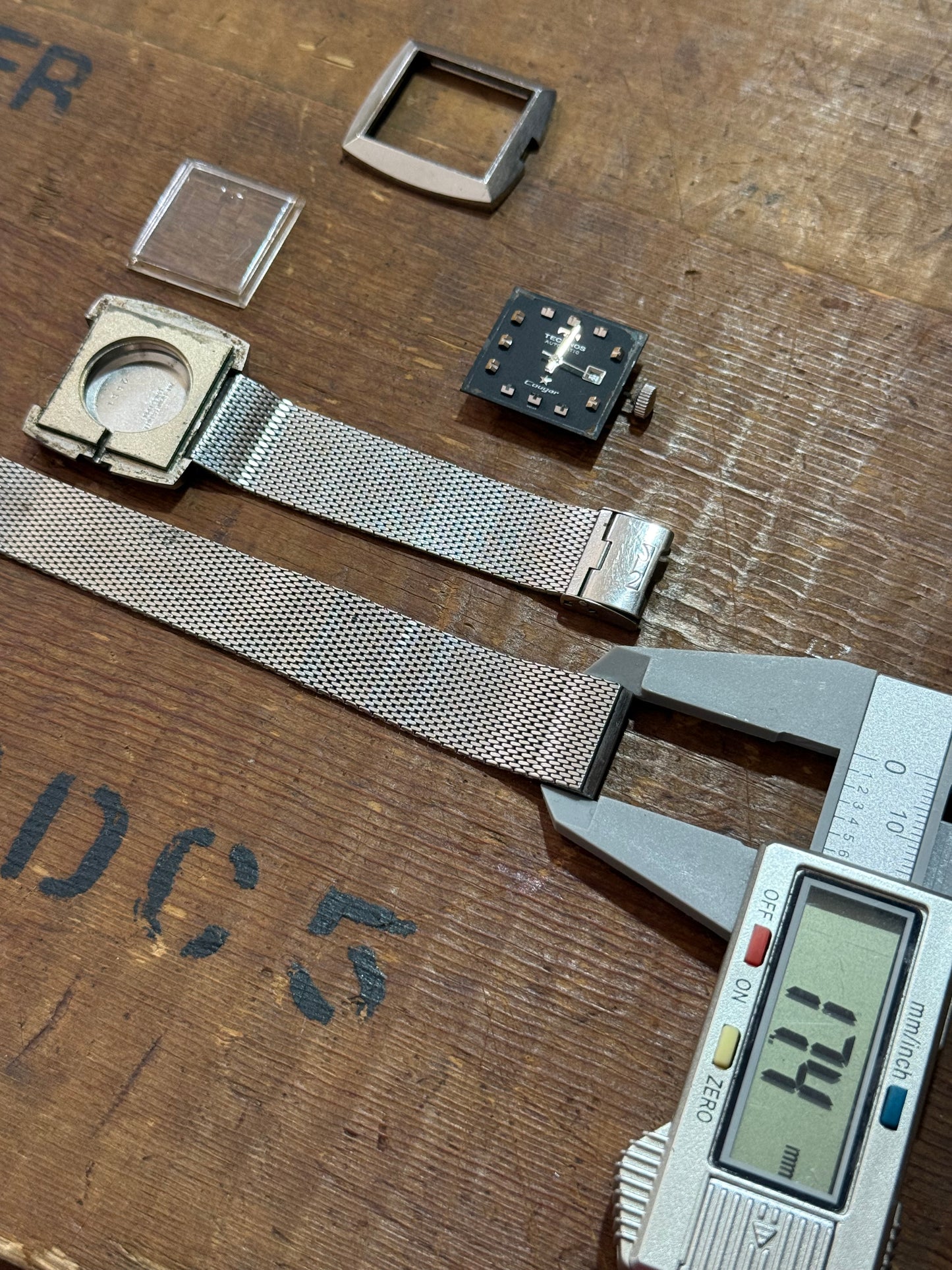 Vintage Technos Swiss Mechanical Watch Junk Not Working For Parts