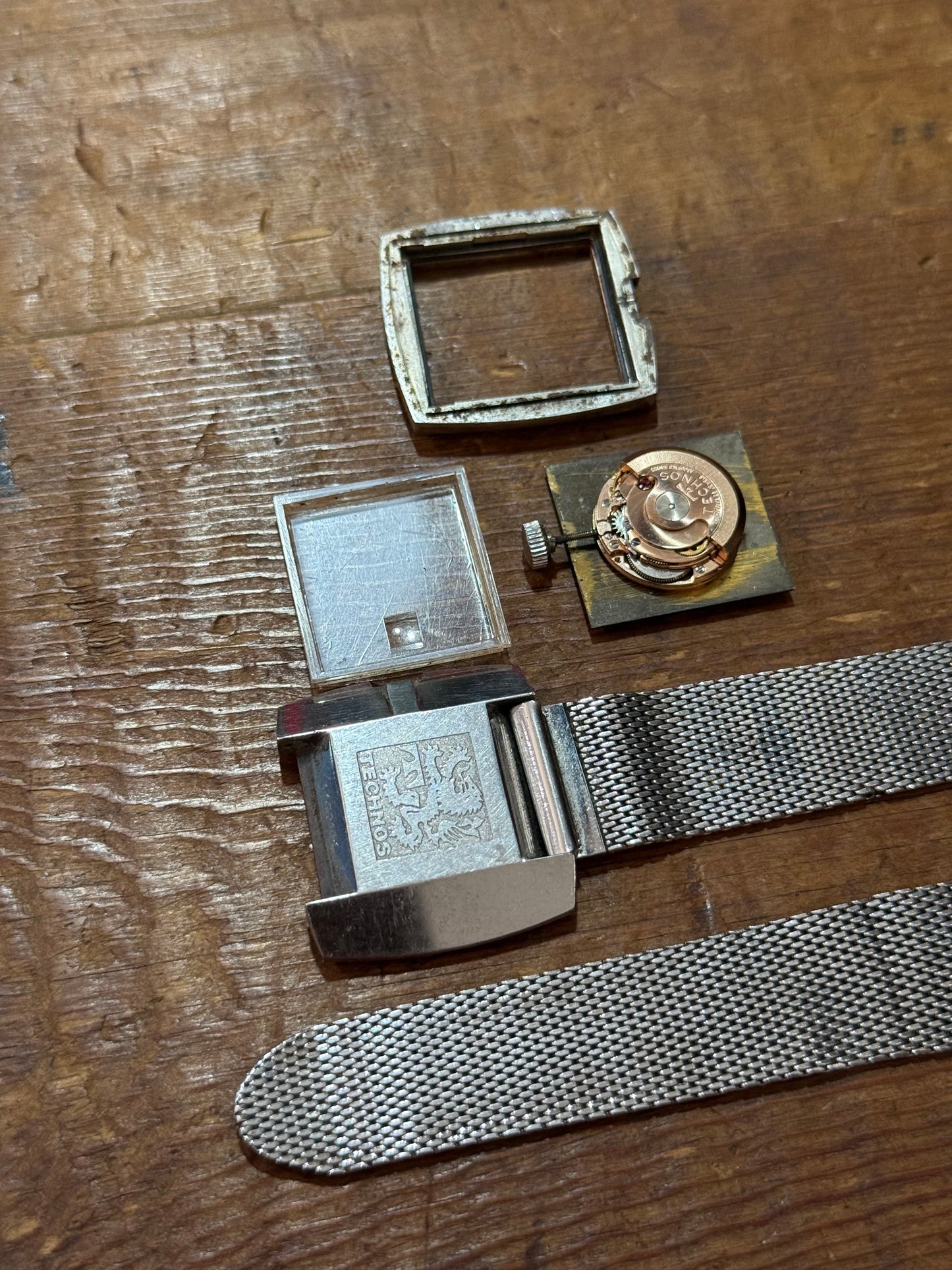 Vintage Technos Swiss Mechanical Watch Junk Not Working For Parts