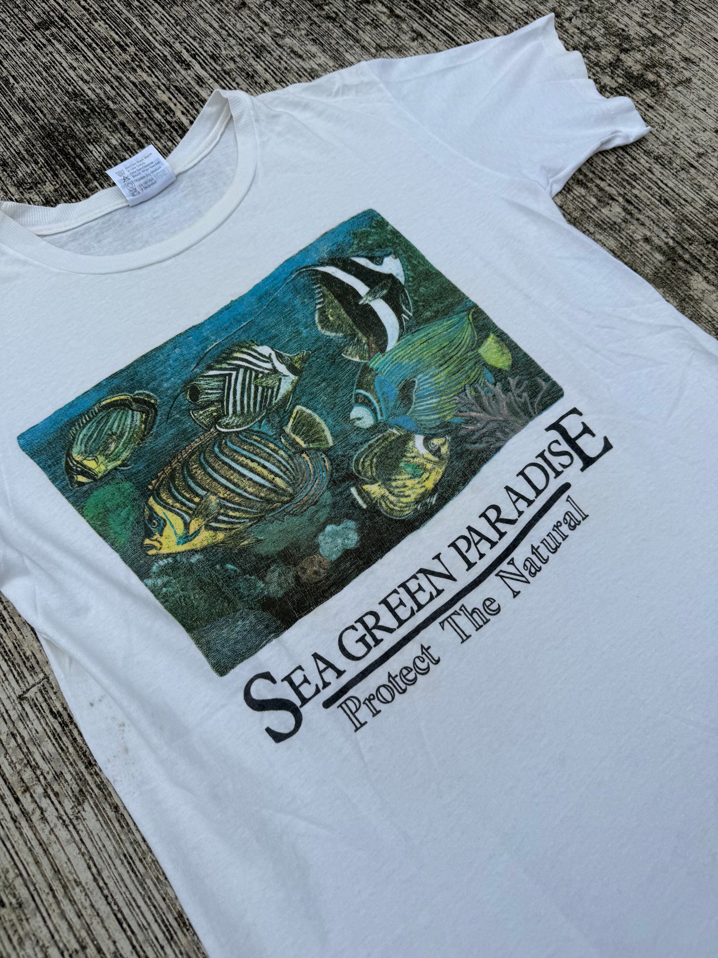 Vintage 90s Hanes “Sea Green Paradise” Ocean Tee