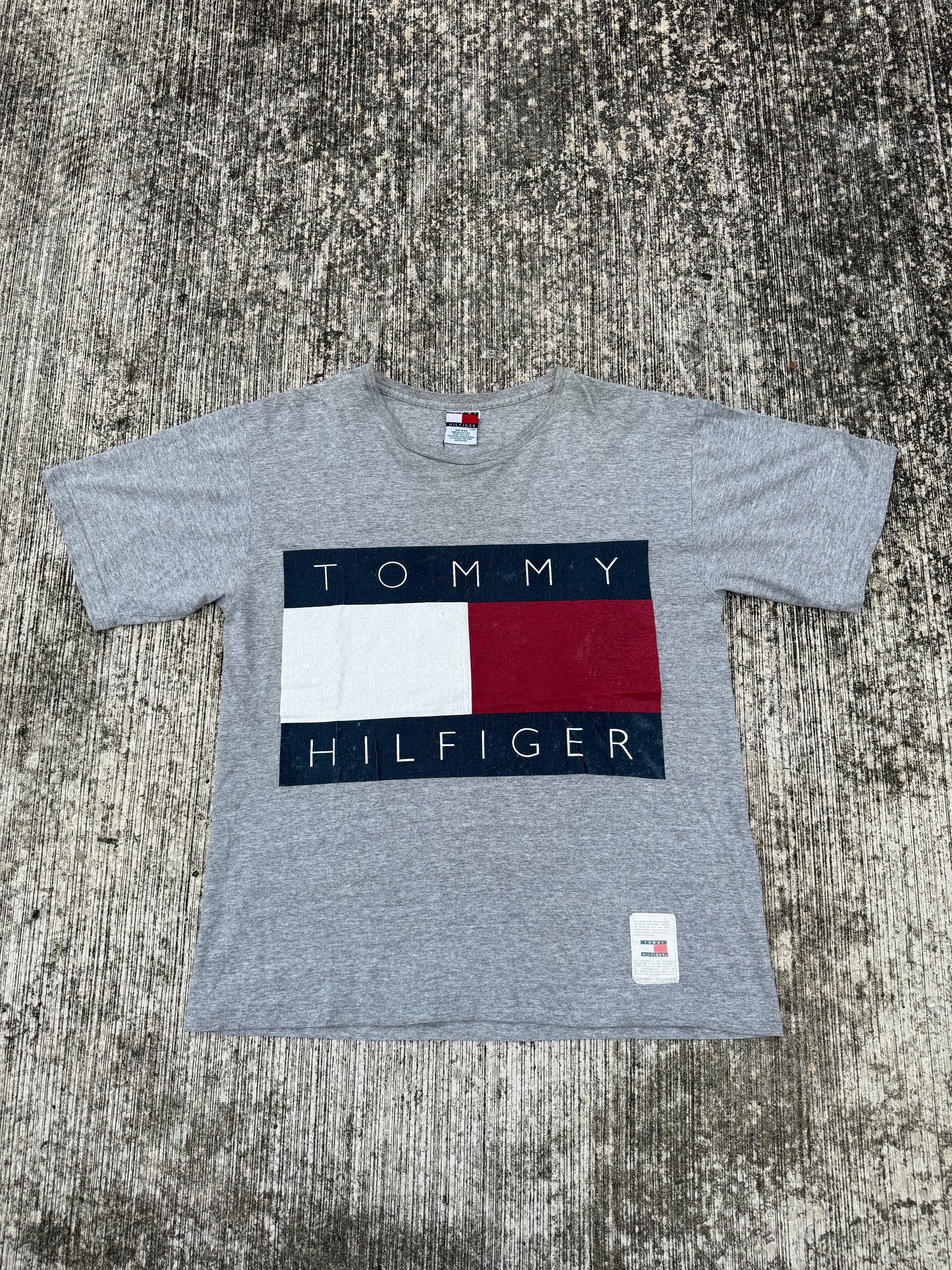 Vintage 90s Tommy Hilfiger Big Flag Logo Tee