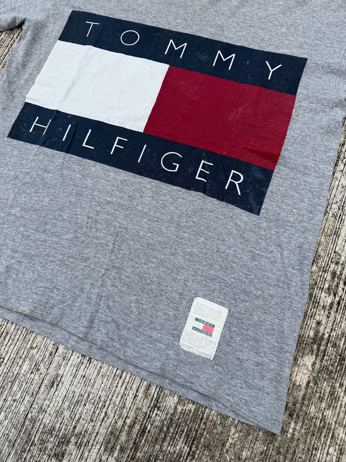 Vintage 90s Tommy Hilfiger Big Flag Logo Tee