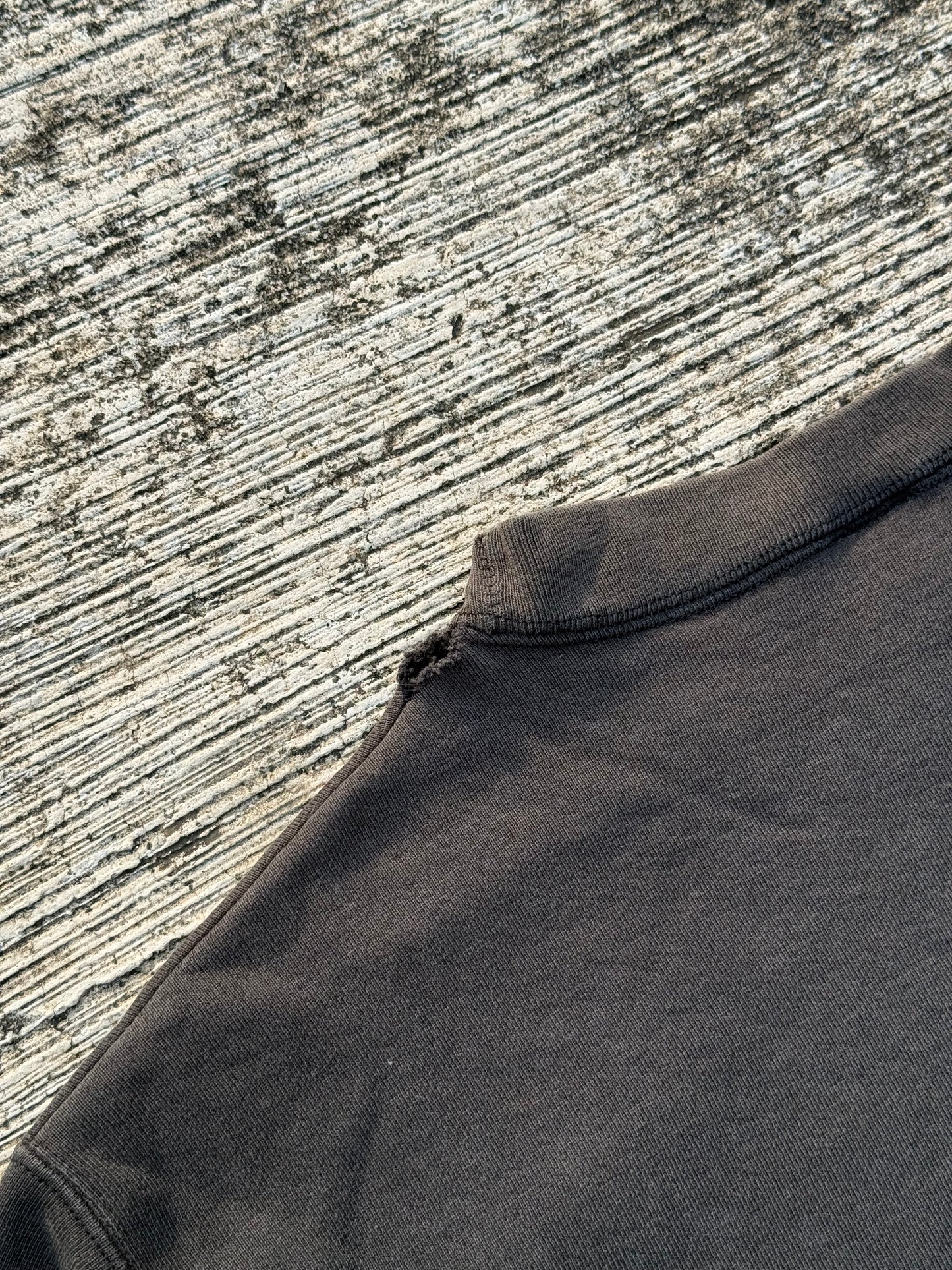 Vintage Sun Fade I.Mode.D. Love & Peace Sweatshirt