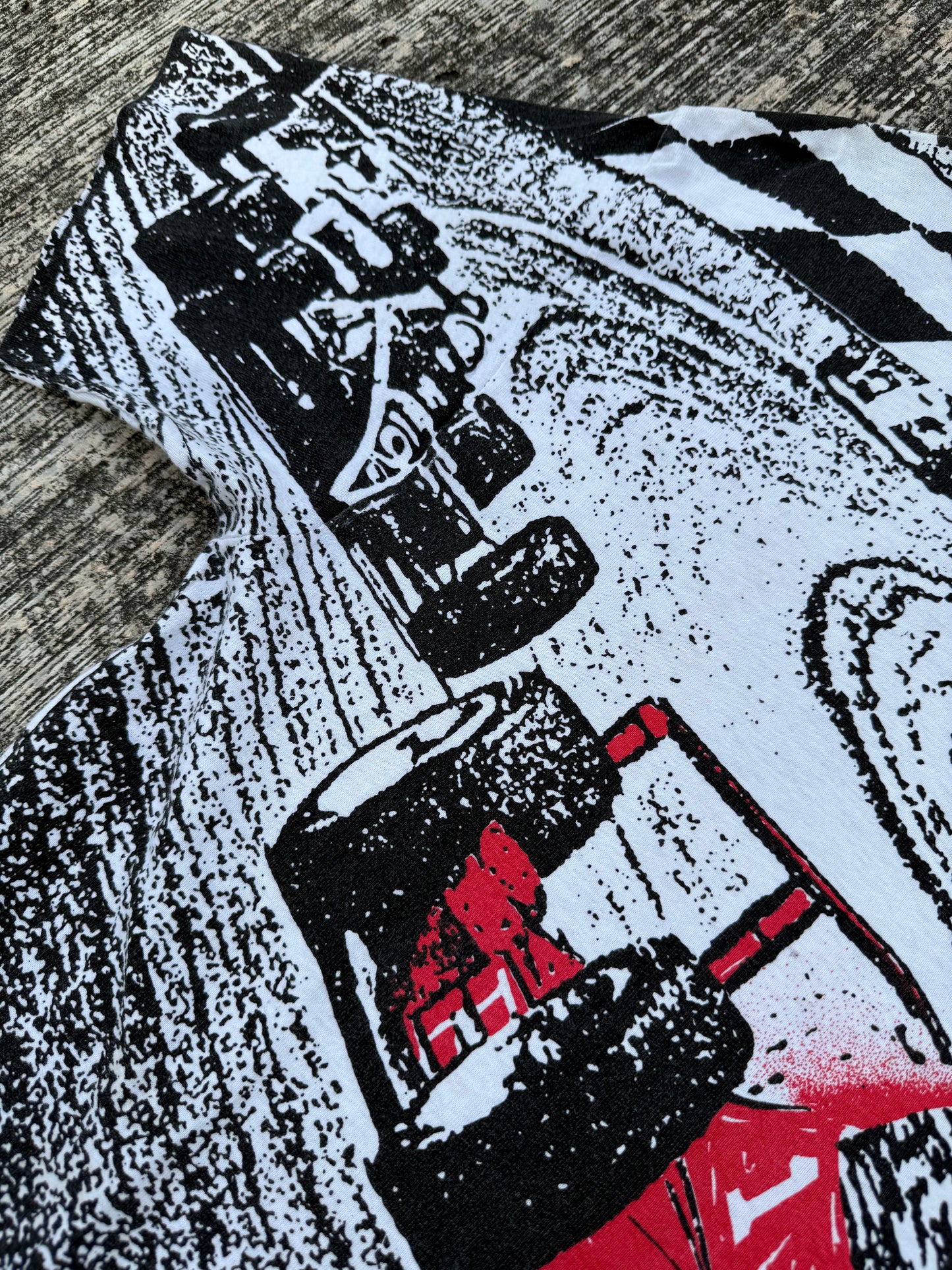 Vintage 1980s-90s Budweiser Racing “Nothing Beats A Bud” All Over Print Tee