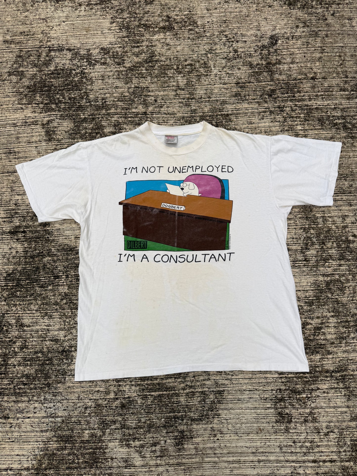 Vintage Dilbert “I’m Not Unemployed, I’m A Consultant” Tee (Dogbert Comic, 1990s)