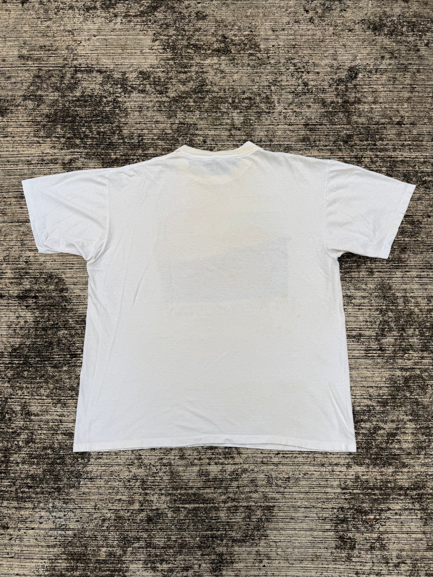 Vintage Dilbert “I’m Not Unemployed, I’m A Consultant” Tee (Dogbert Comic, 1990s)