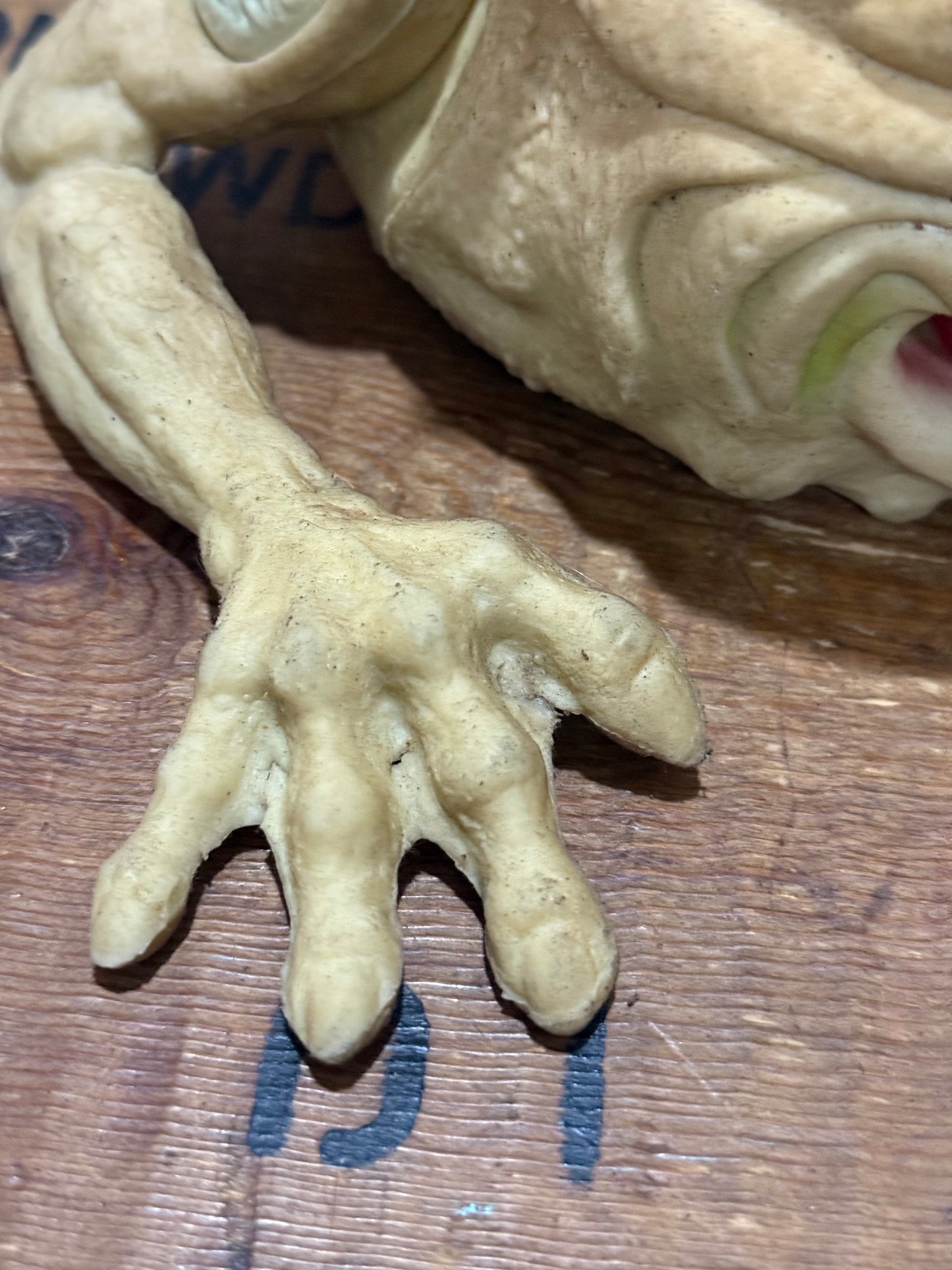 Vintage 1987 Boglins Drool Rubber Hand Puppet Seven Towns Ltd Original 80s Toy