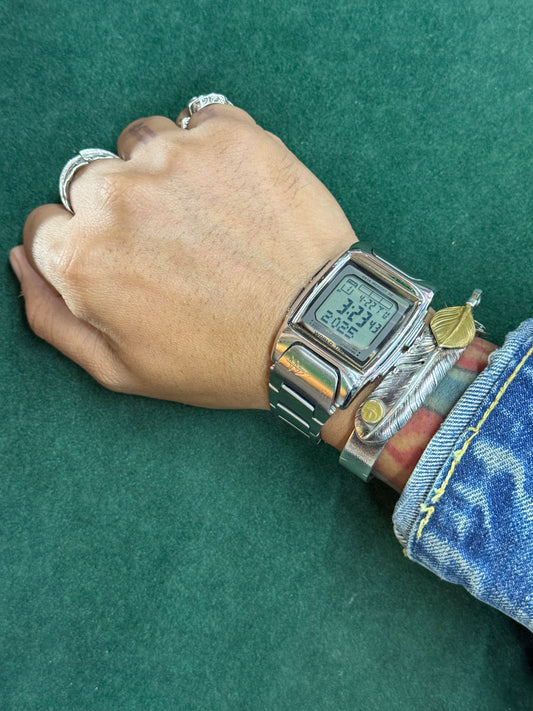 Rare Vintage Casio Data Memory 30 World Time ME-110 Stainless Steel Digital Watch Japan