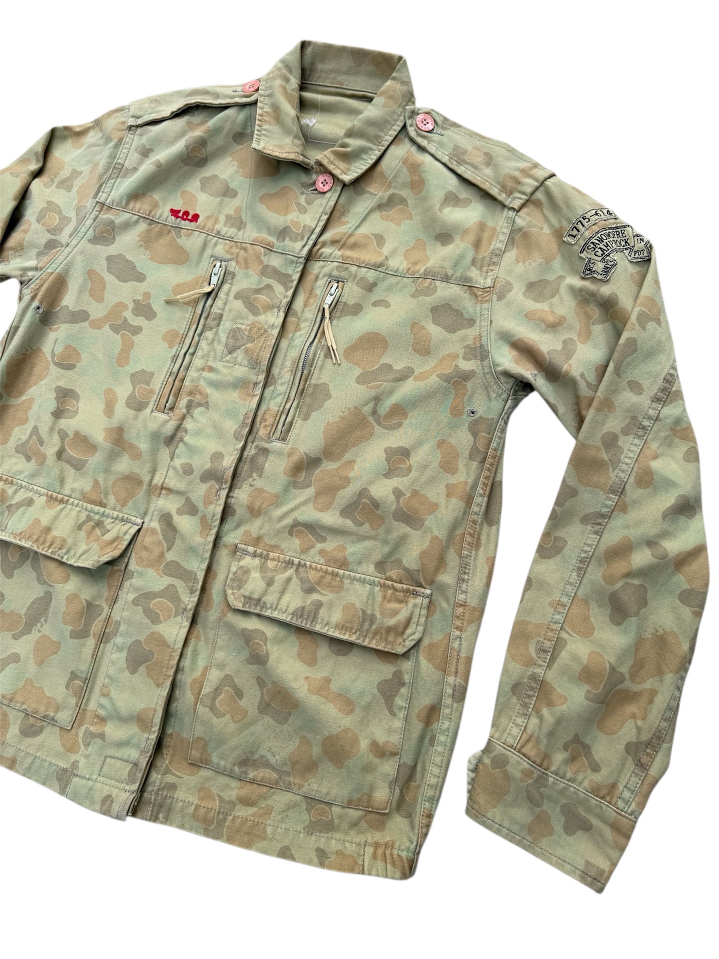 Rodeo Crowns Japan Camo Military Jacket Pin-Up Back Graphic