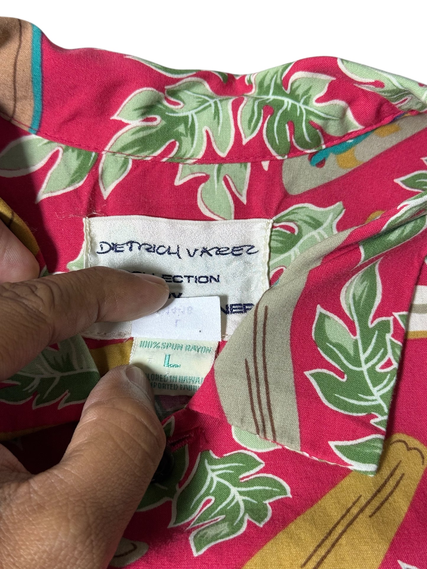 Vintage 1990s Dietrich Varez by Reyn Spooner Hawaiian Rayon Aloha Shirt Red Surfboard Print