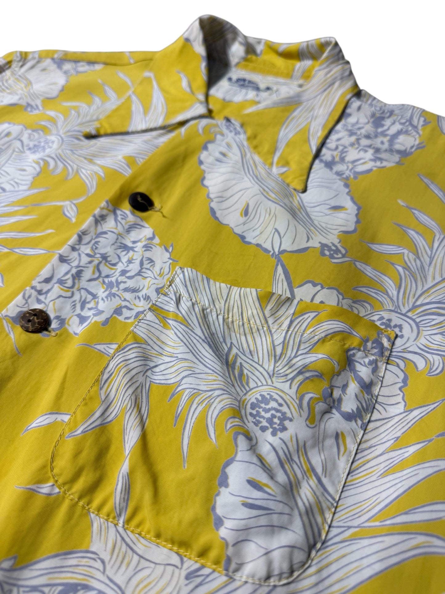 Vintage Sun Surf Hawaiian Rayon Aloha Shirt Yellow Pineapple Print