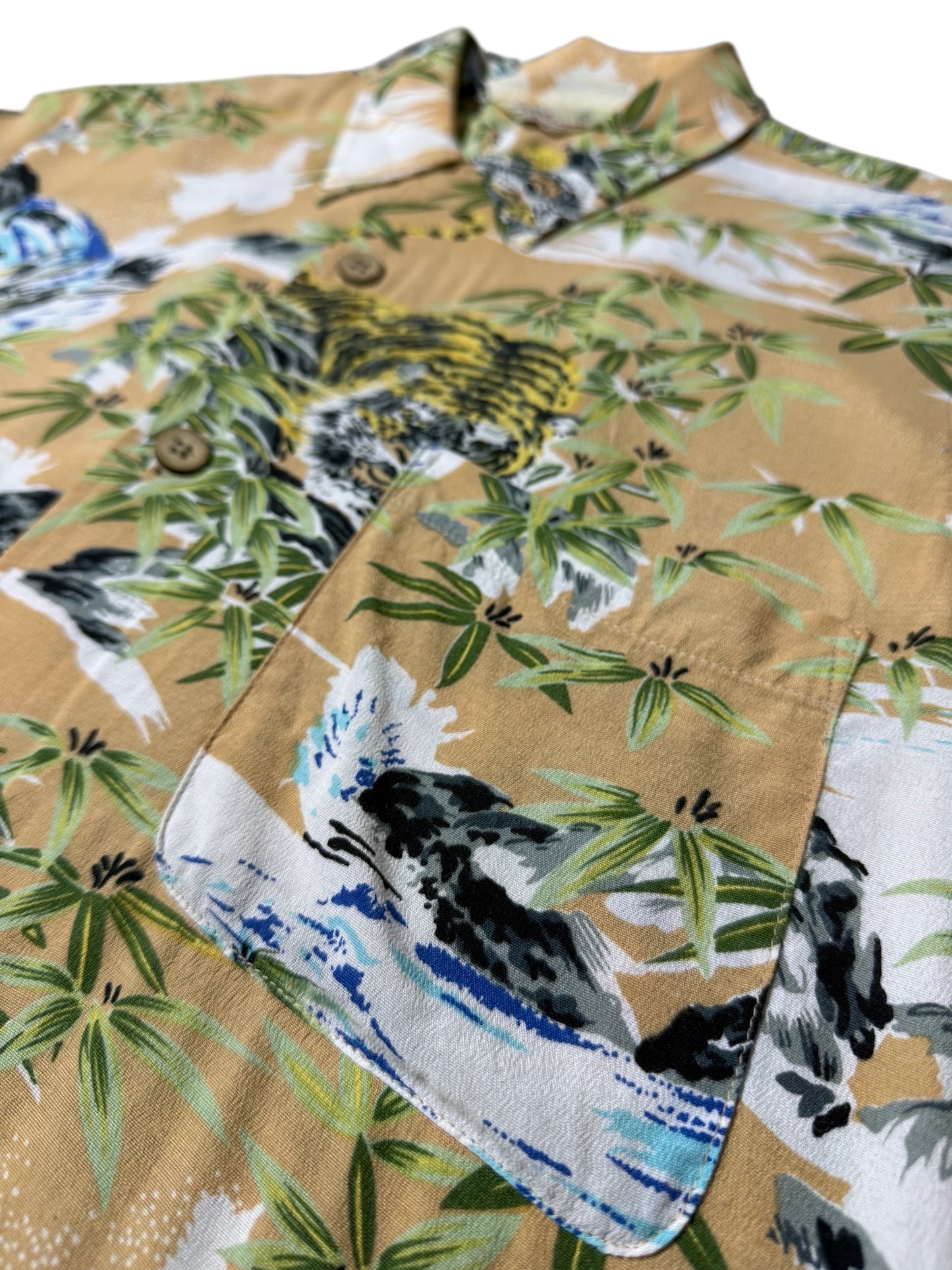 Patina Vintage Tiger Bamboo Hawaiian Rayon Shirt Beige Jungle Print