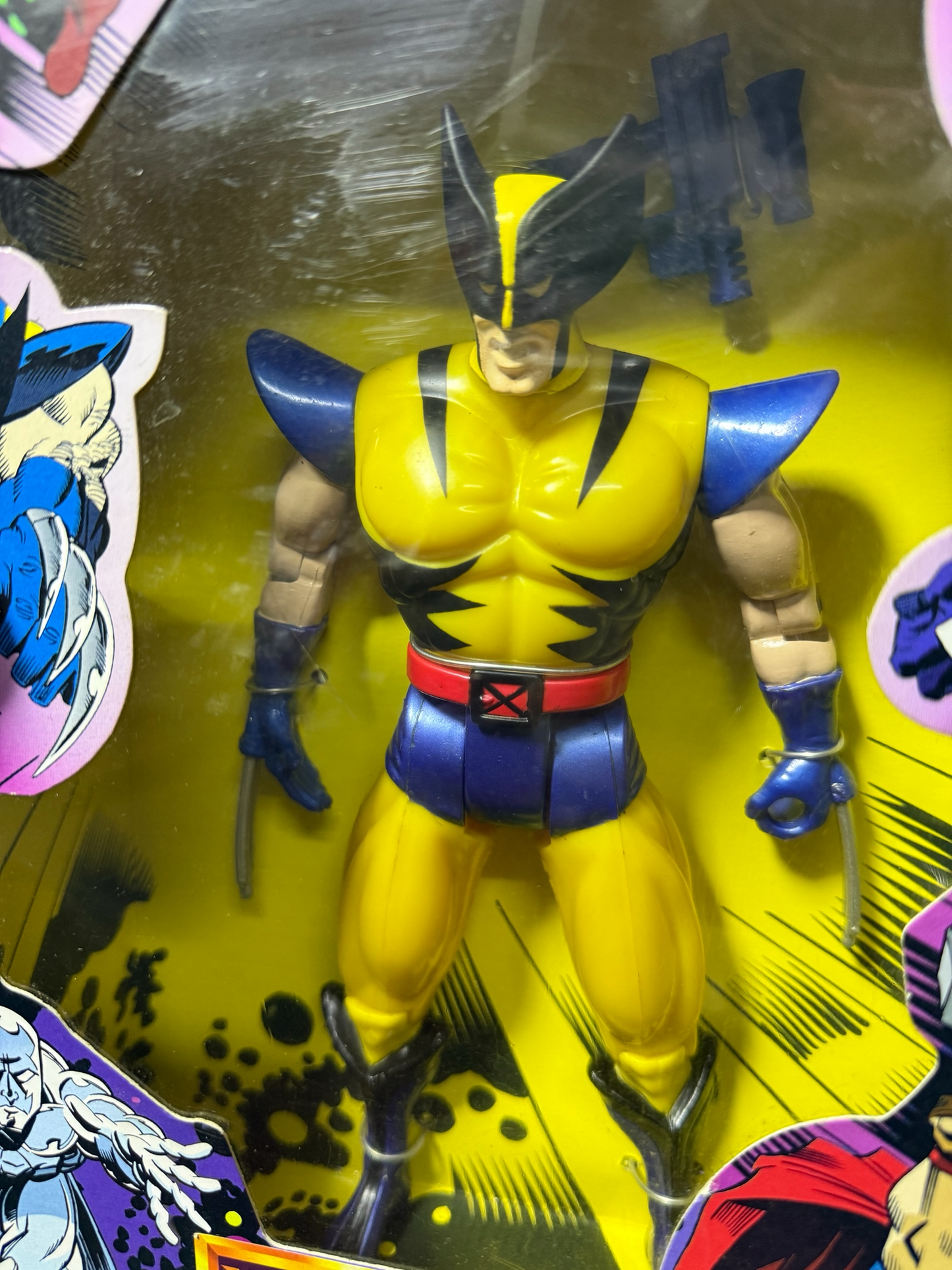 90s ToyBiz Marvel Universe Wolverine 10” – Sealed
