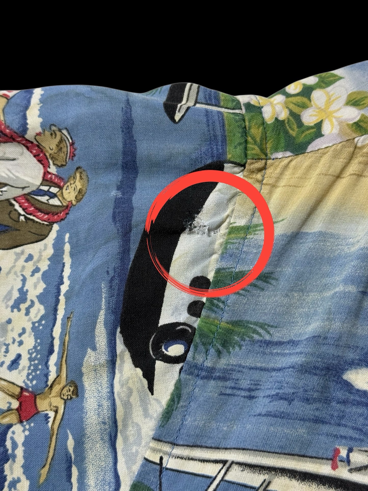 Vintage 1990s Reyn Spooner Rayon Hawaiian Aloha Shirt Scenic Print