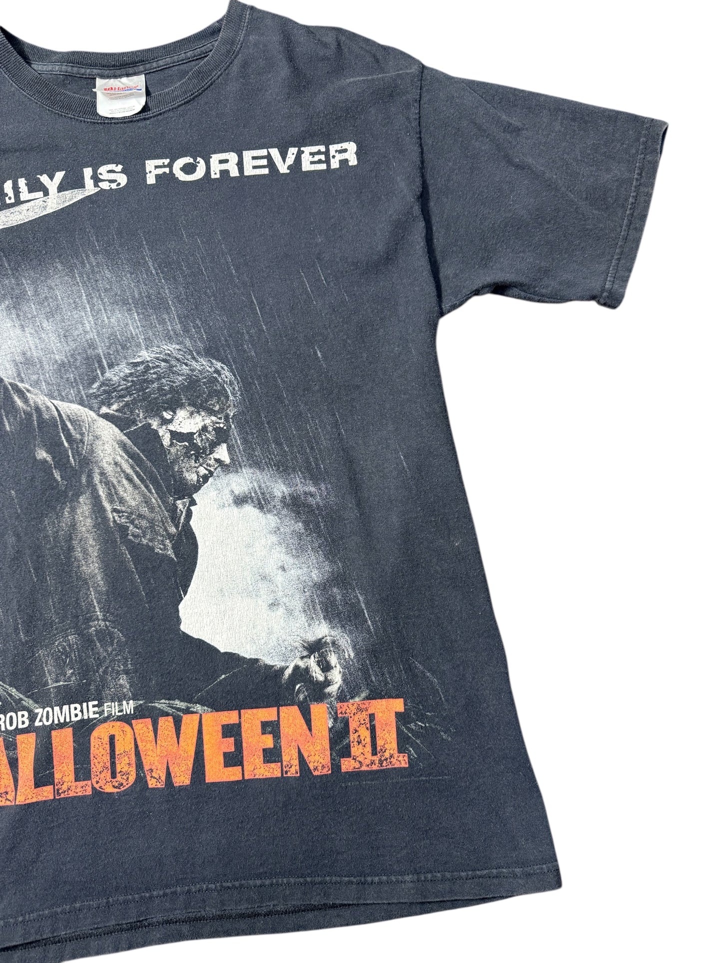 Vintage Y2K Halloween II Movie T-Shirt Family Is Forever Rob Zombie Film