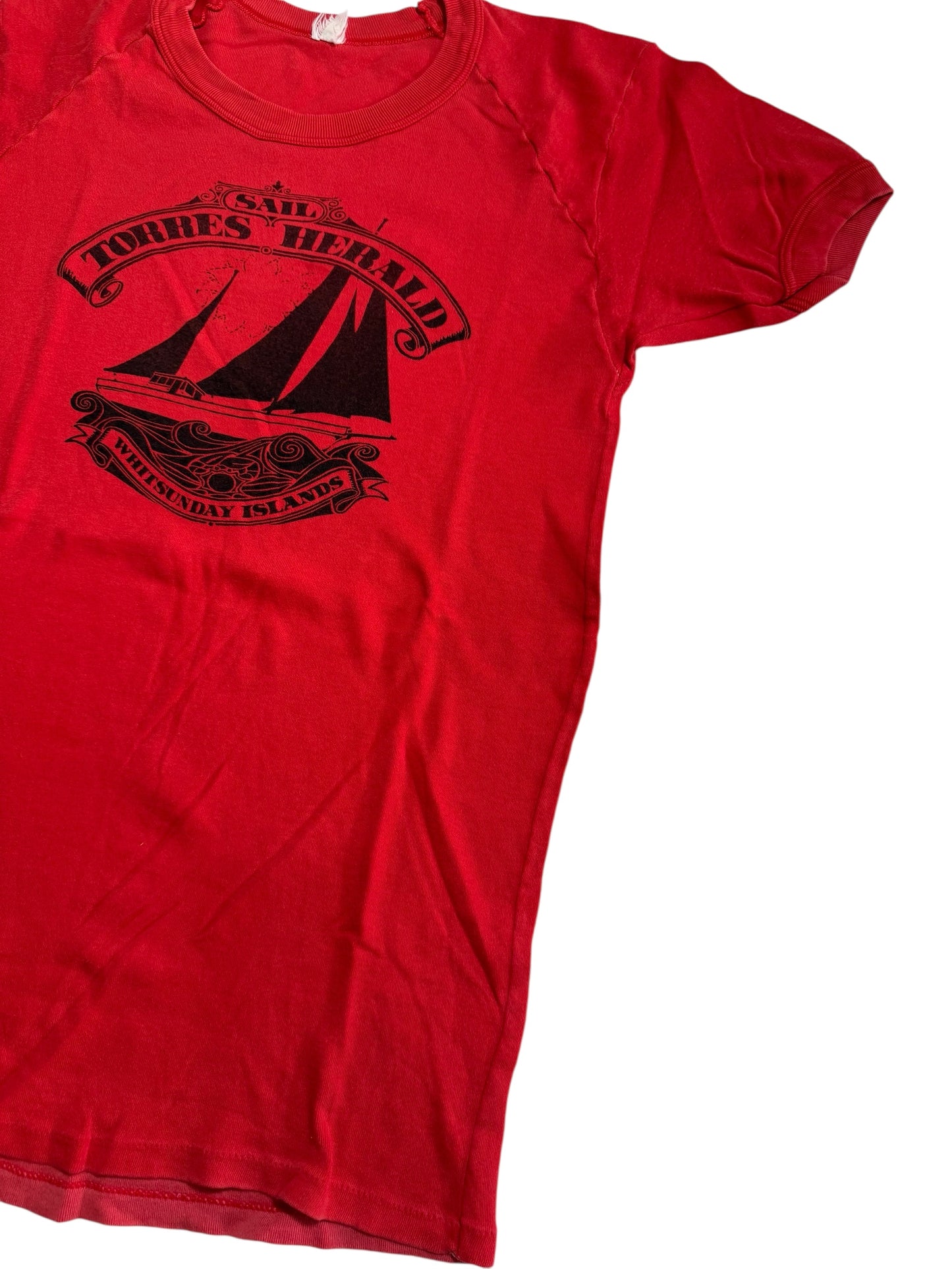 Vintage 80s Torres Herald Whitsunday Islands Sail Boat Graphic Tshirt