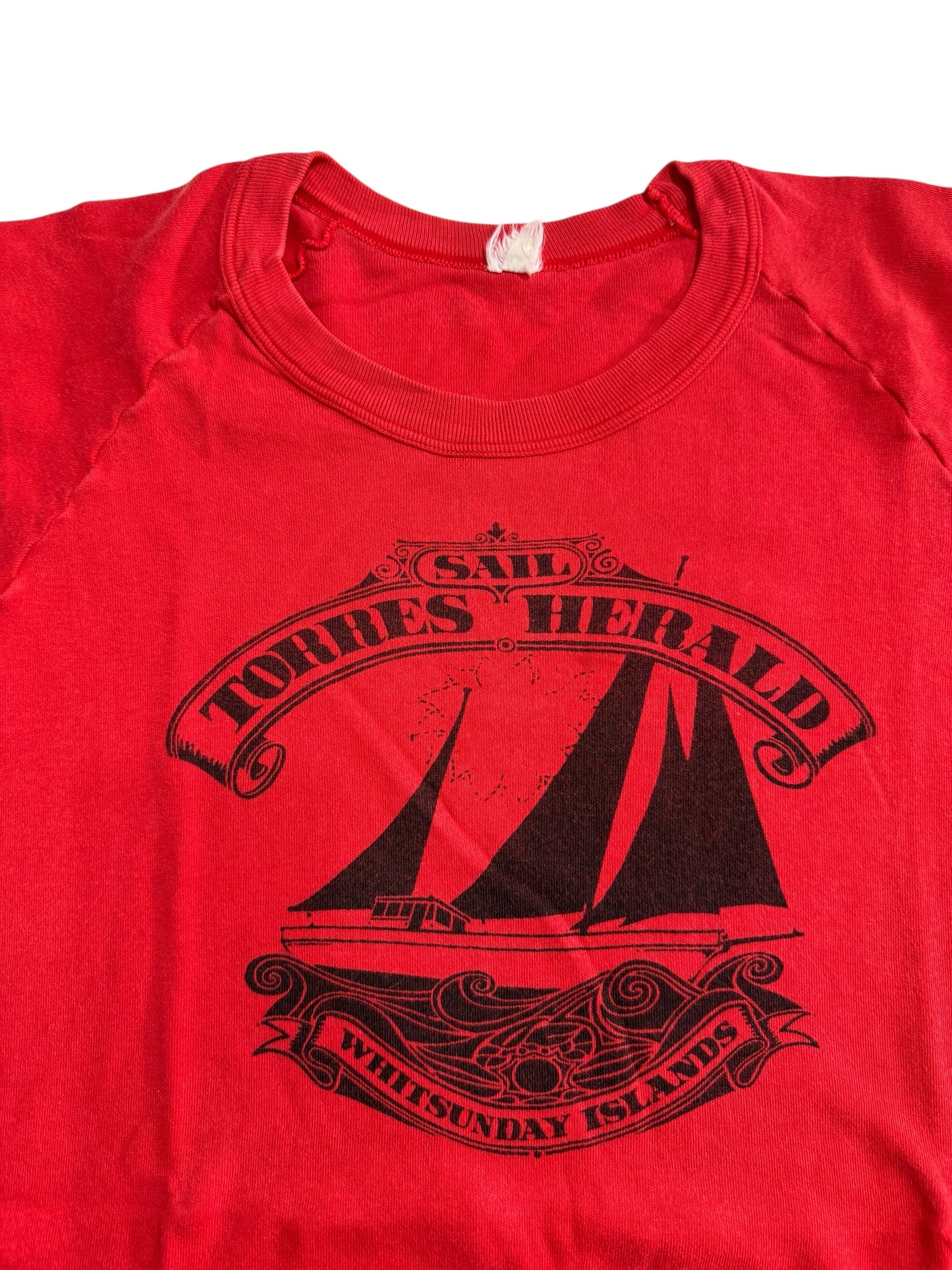 Vintage 80s Torres Herald Whitsunday Islands Sail Boat Graphic Tshirt
