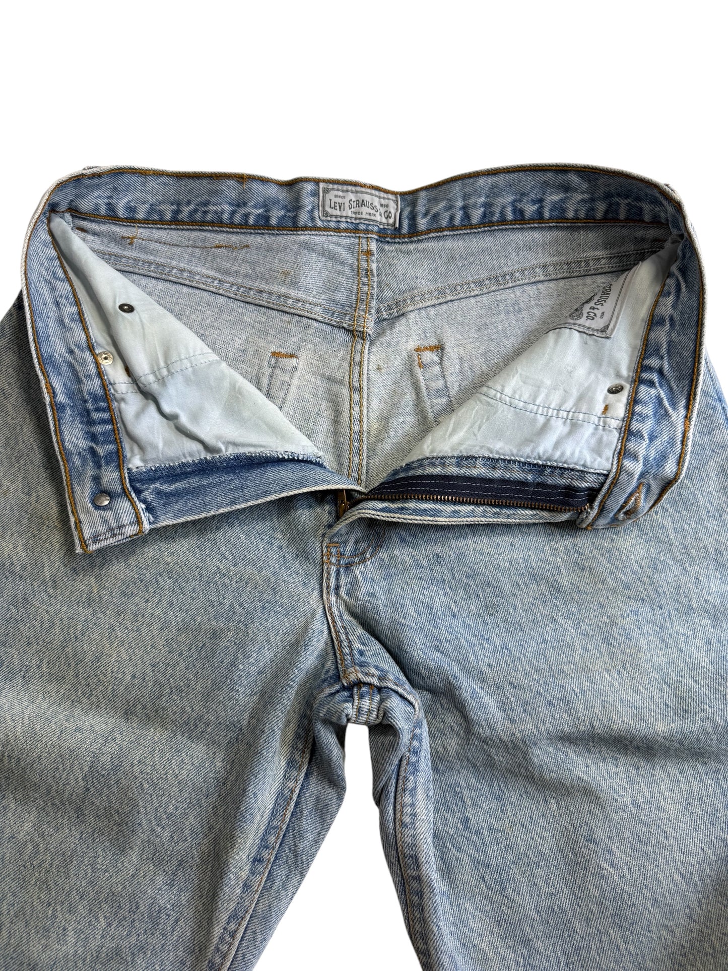 Vintage Levis 541 Made in UK Irregular Distressed Denim Jeans Light Wash