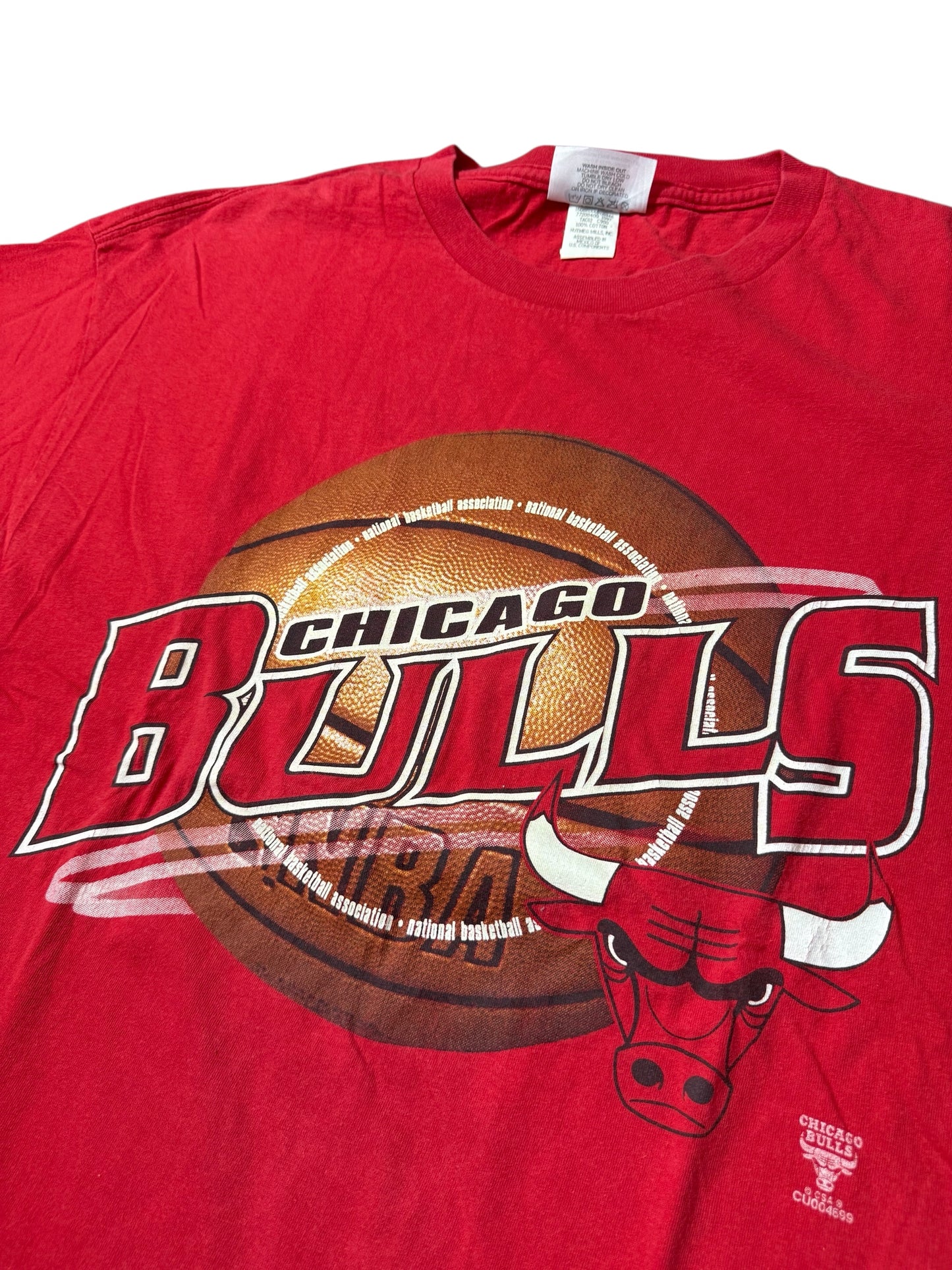 Vintage Chicago Bulls NBA Basketball Graphic Tshirt