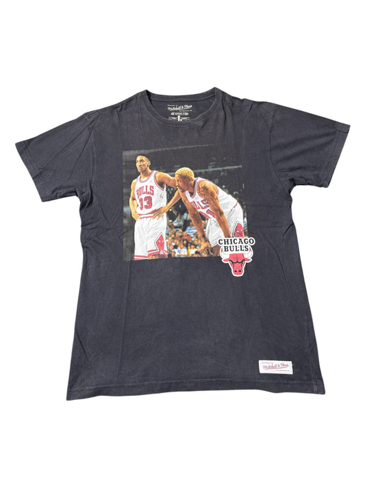 Mitchell & Ness Chicago Bulls Scottie Pippen Dennis Rodman Photo Graphic Tshirt