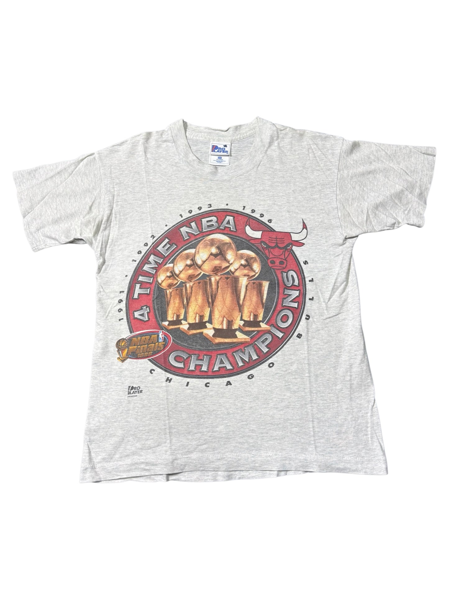 Vintage Chicago Bulls 4 Time NBA Champions 1996 Tshirt Pro Player Made in USA