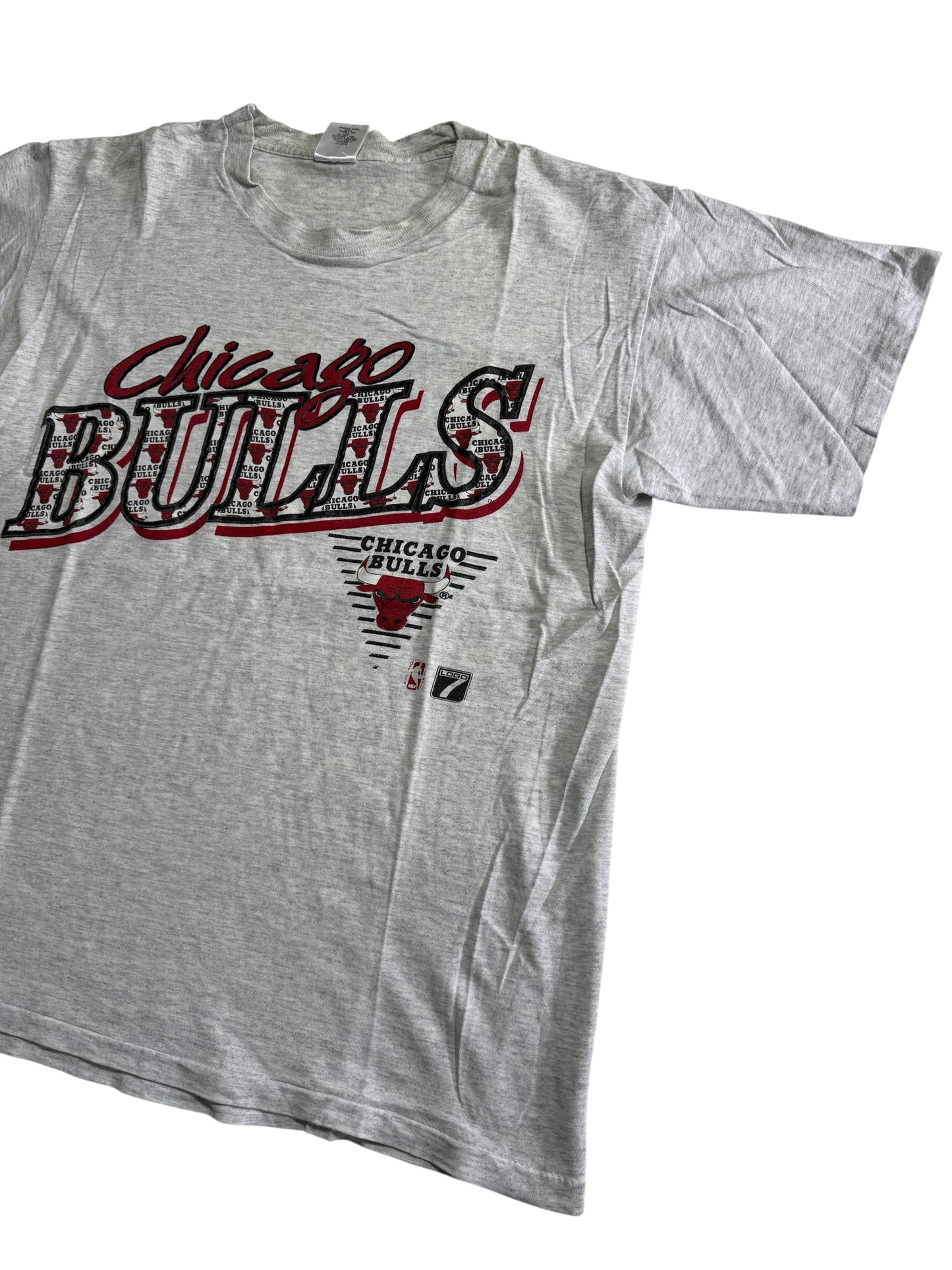 Vintage Chicago Bulls Logo 7 Tshirt 1990s NBA Made in USA