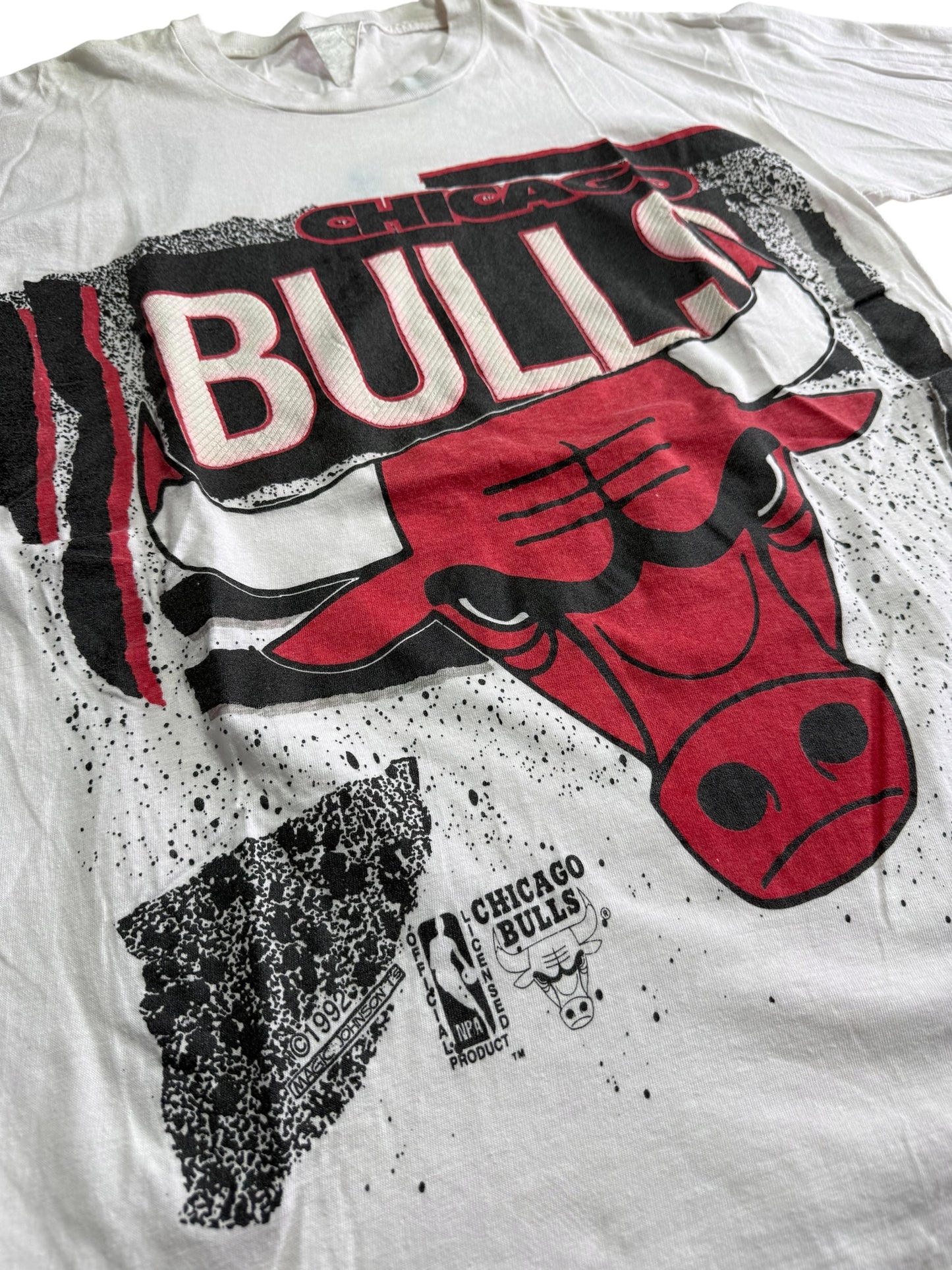 Vintage Chicago Bulls Big Logo Tshirt Magic Johnson T’s NBA 1990s
