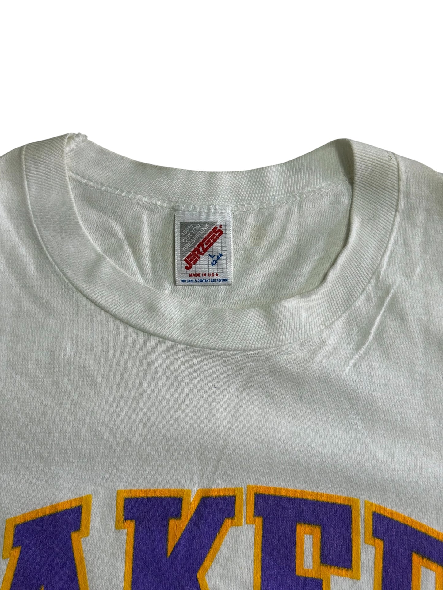 Vintage Los Angeles Lakers NBA Graphic Tshirt