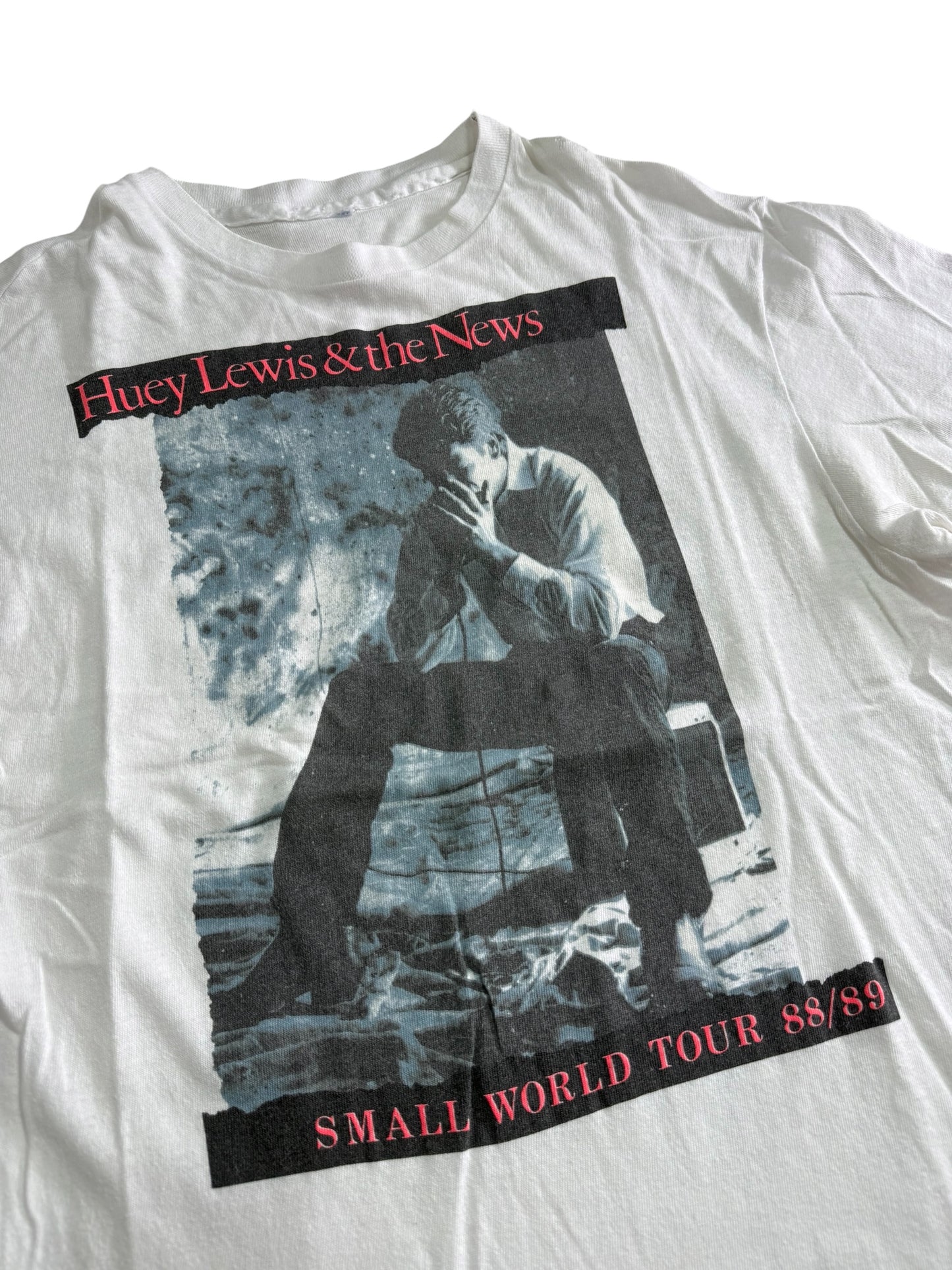 Vintage Huey Lewis & The News Small World Tour 88/89 Graphic Tshirt